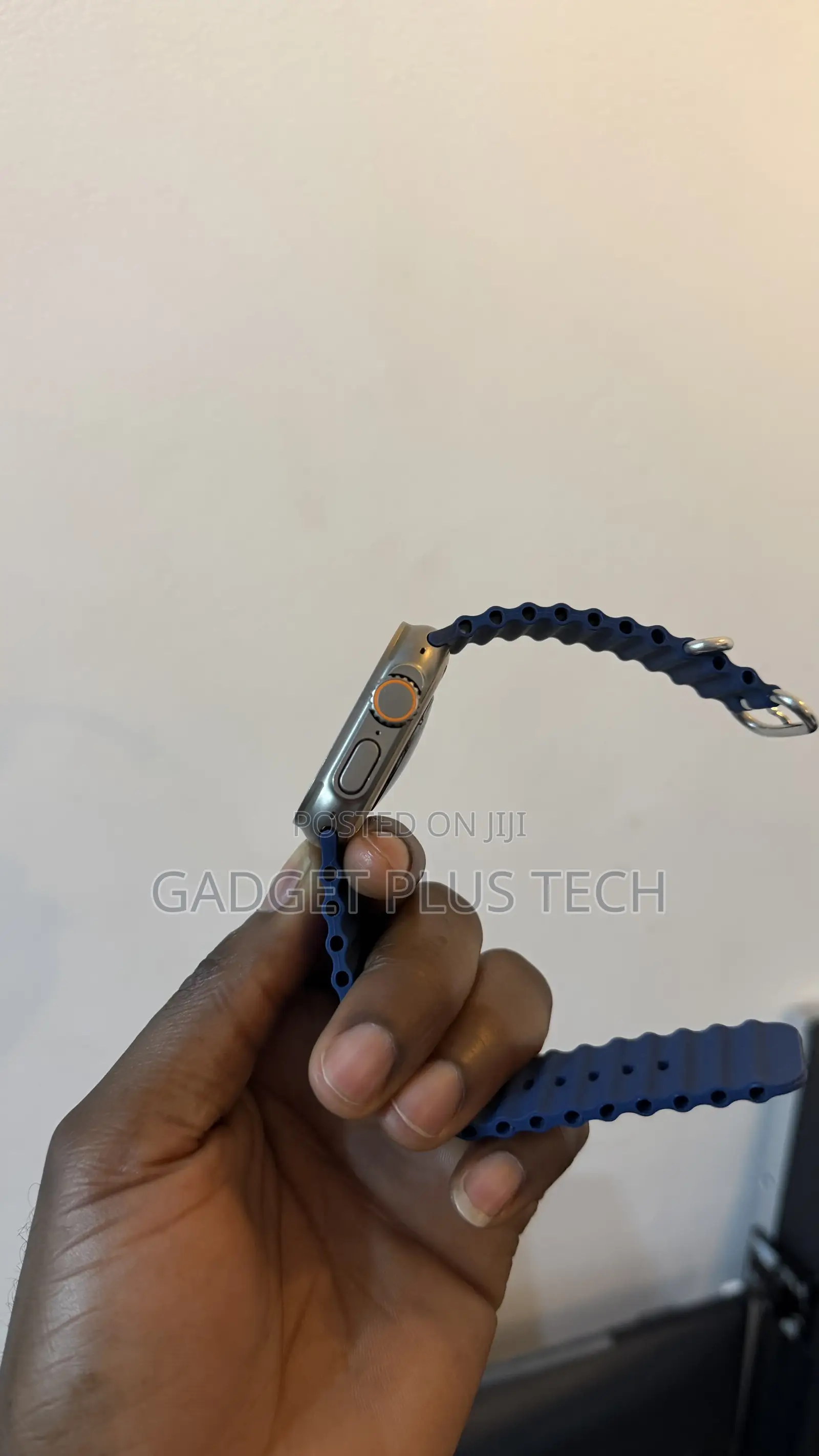 Neat Apple Watch Ultra 1 49MM With Charger