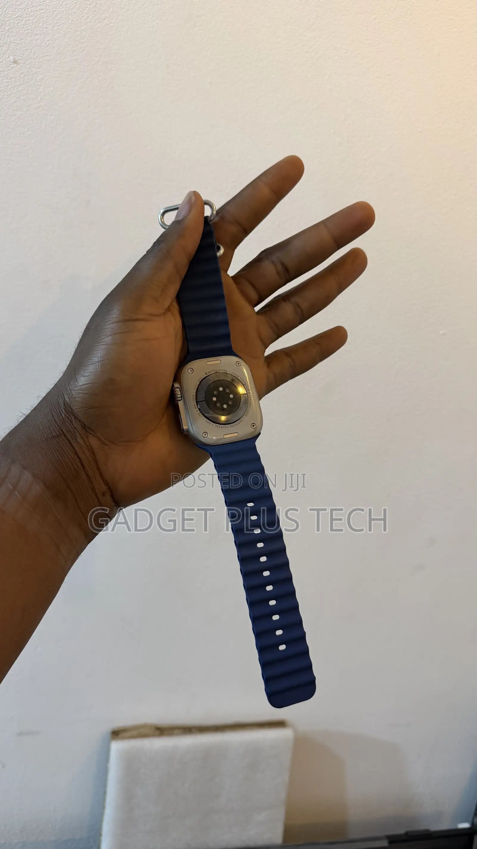 Neat Apple Watch Ultra 1 49MM With Charger