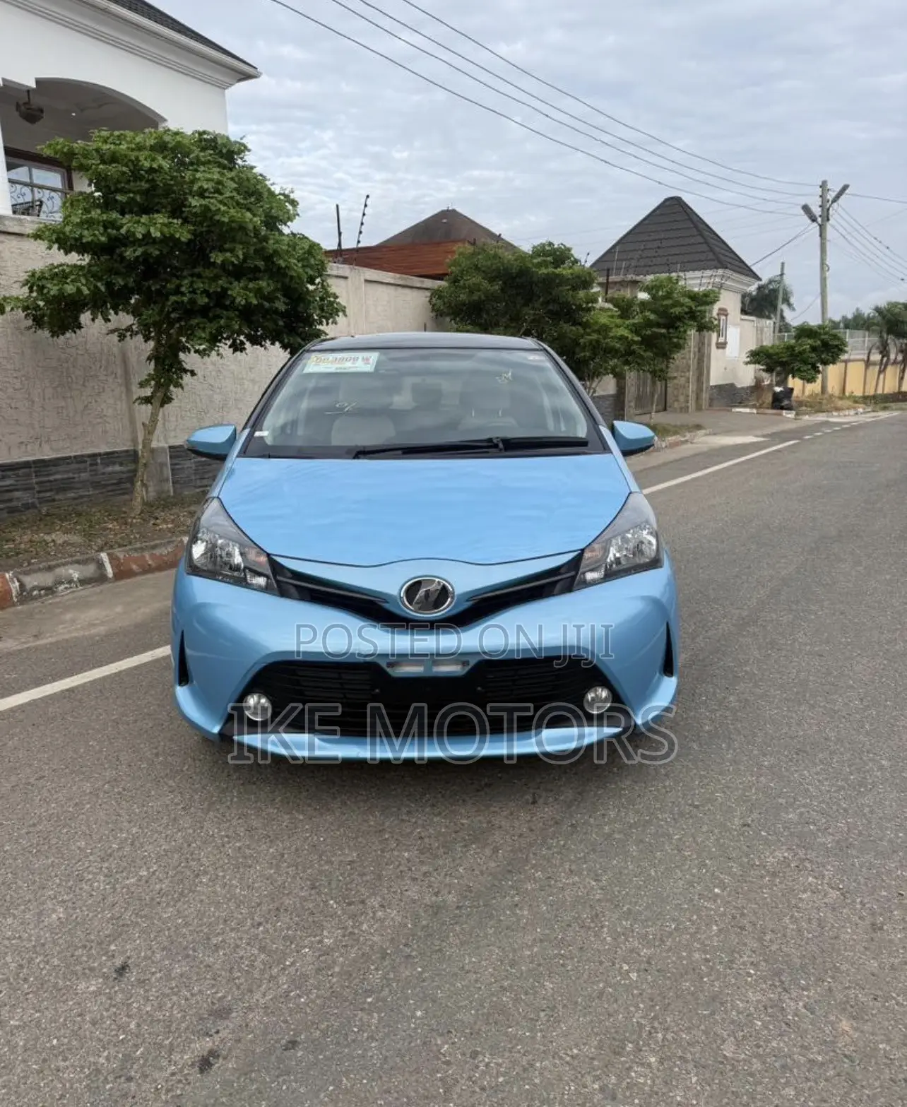 Toyota Vitz 1.3 AWD 3dr 2016 Blue