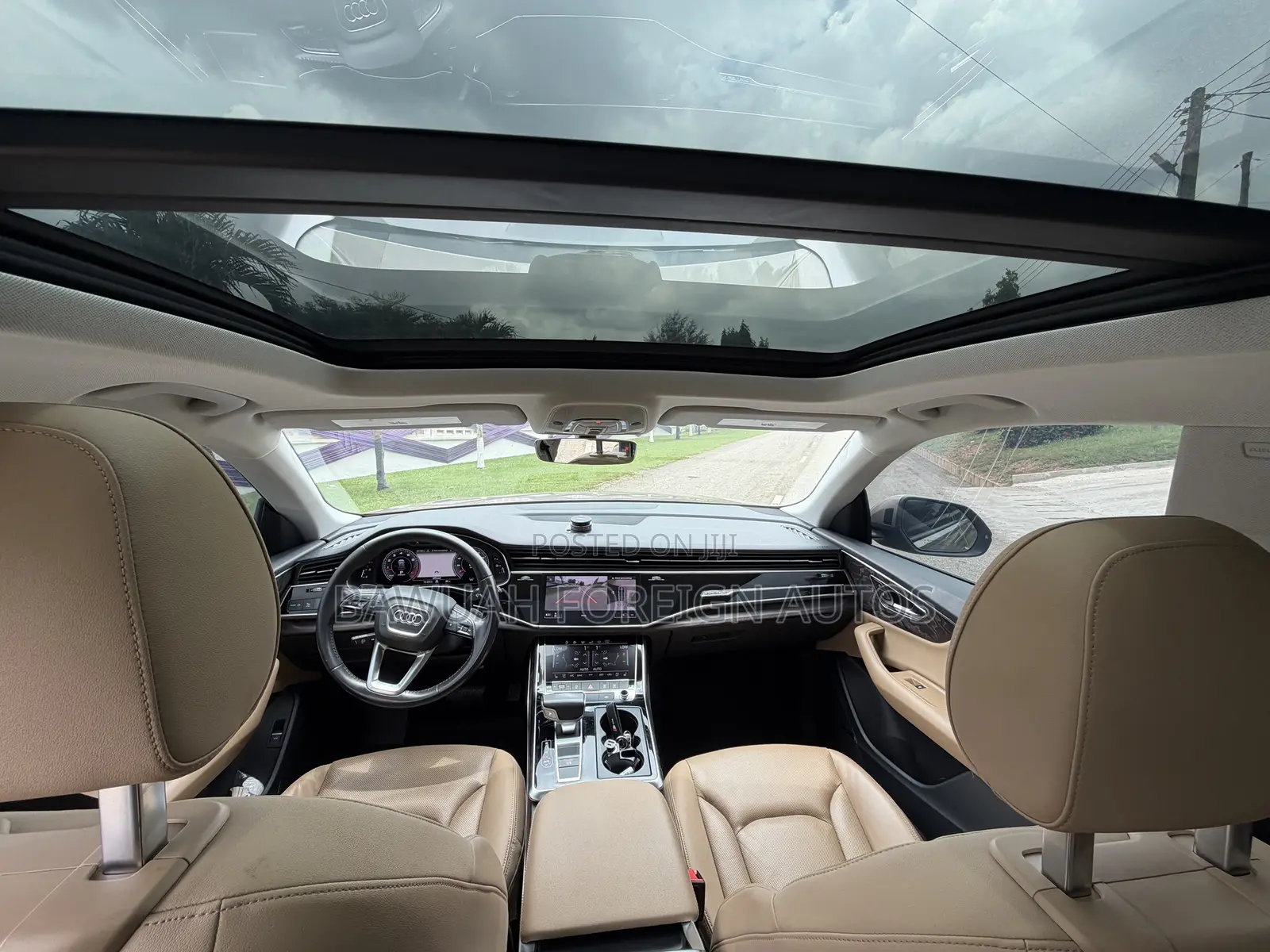 Audi Q8 55 Premium AWD quattro 2020 Gold