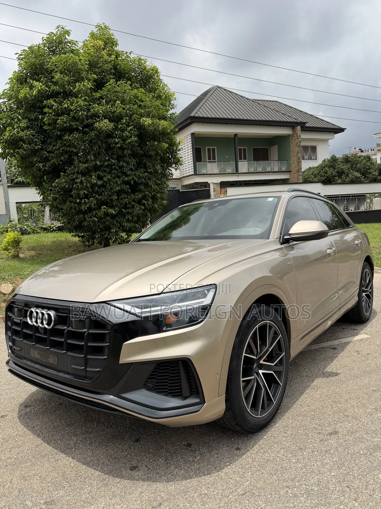 Audi Q8 55 Premium AWD quattro 2020 Gold