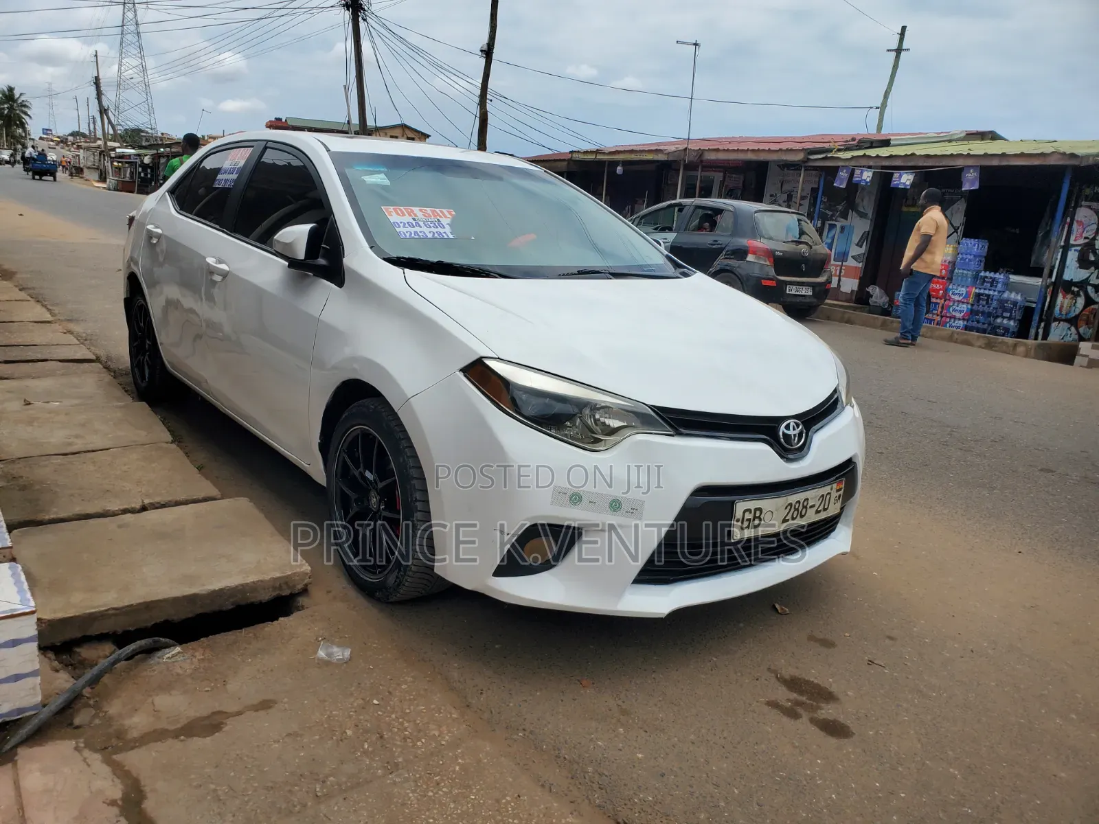 Toyota Corolla L 4dr Sedan (1.8L 4cyl 4A) 2015 White