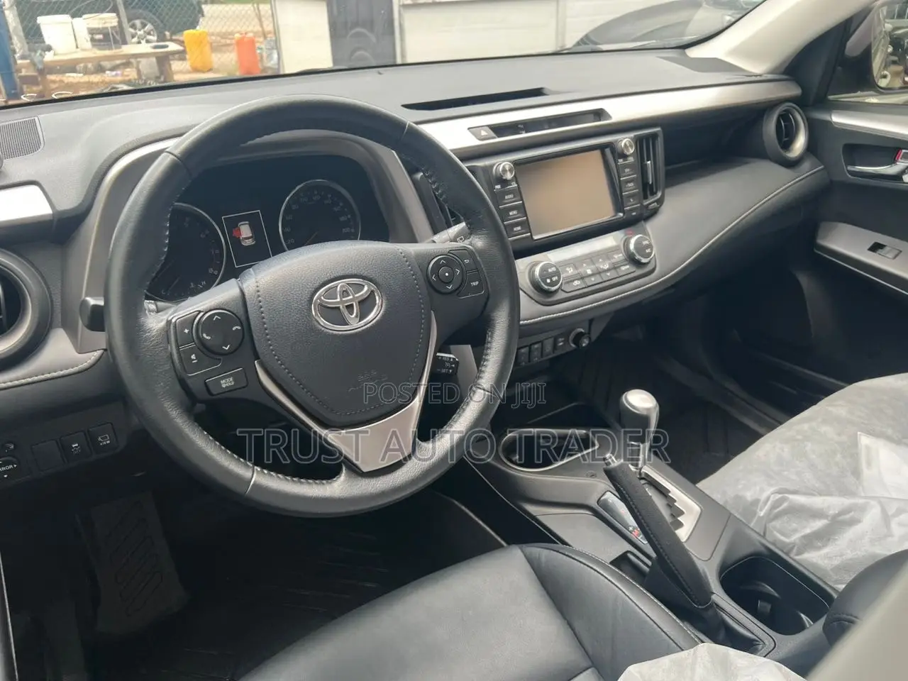 Toyota RAV4 2018 Gray