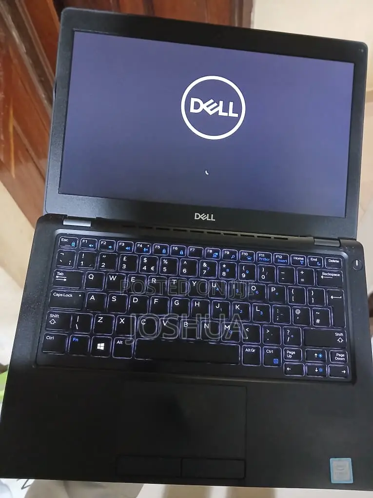 Laptop Dell Latitude 5290 8GB Intel Core i5 SSD 256GB