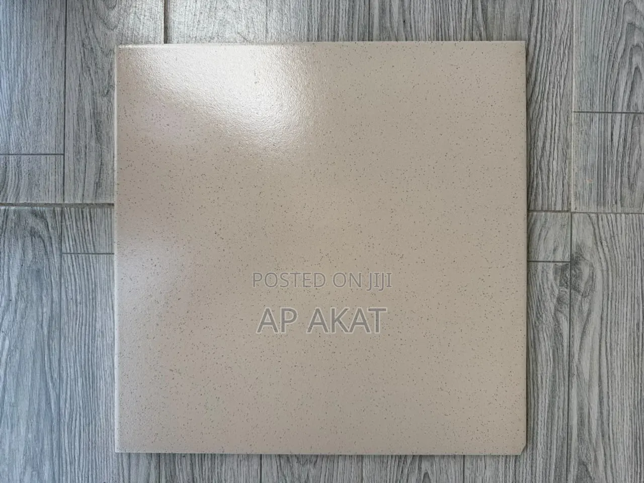 FLOOR 40x40cm