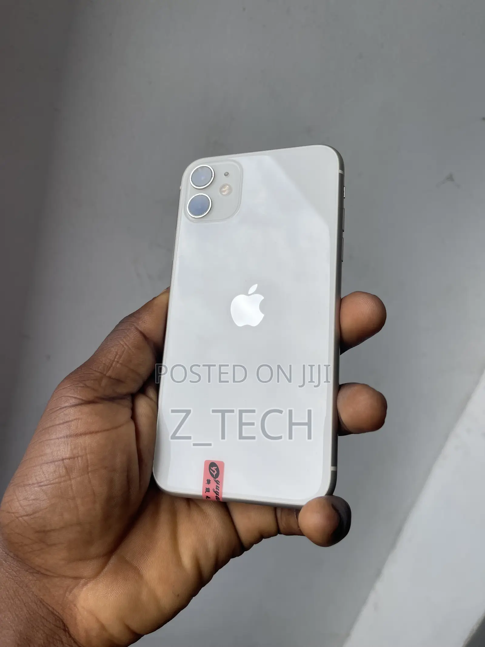 New Apple iPhone 11 128 GB White