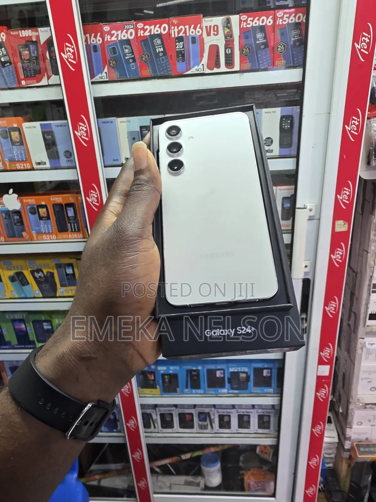 New Samsung Galaxy S24+ 256 GB Gold