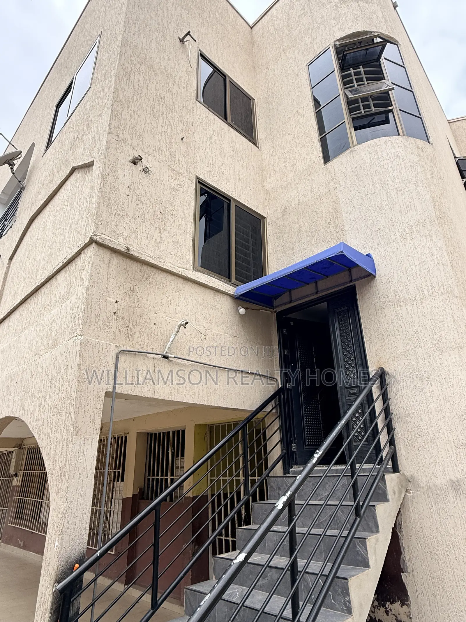 1bdrm Apartment in Spintex Main Road for rent