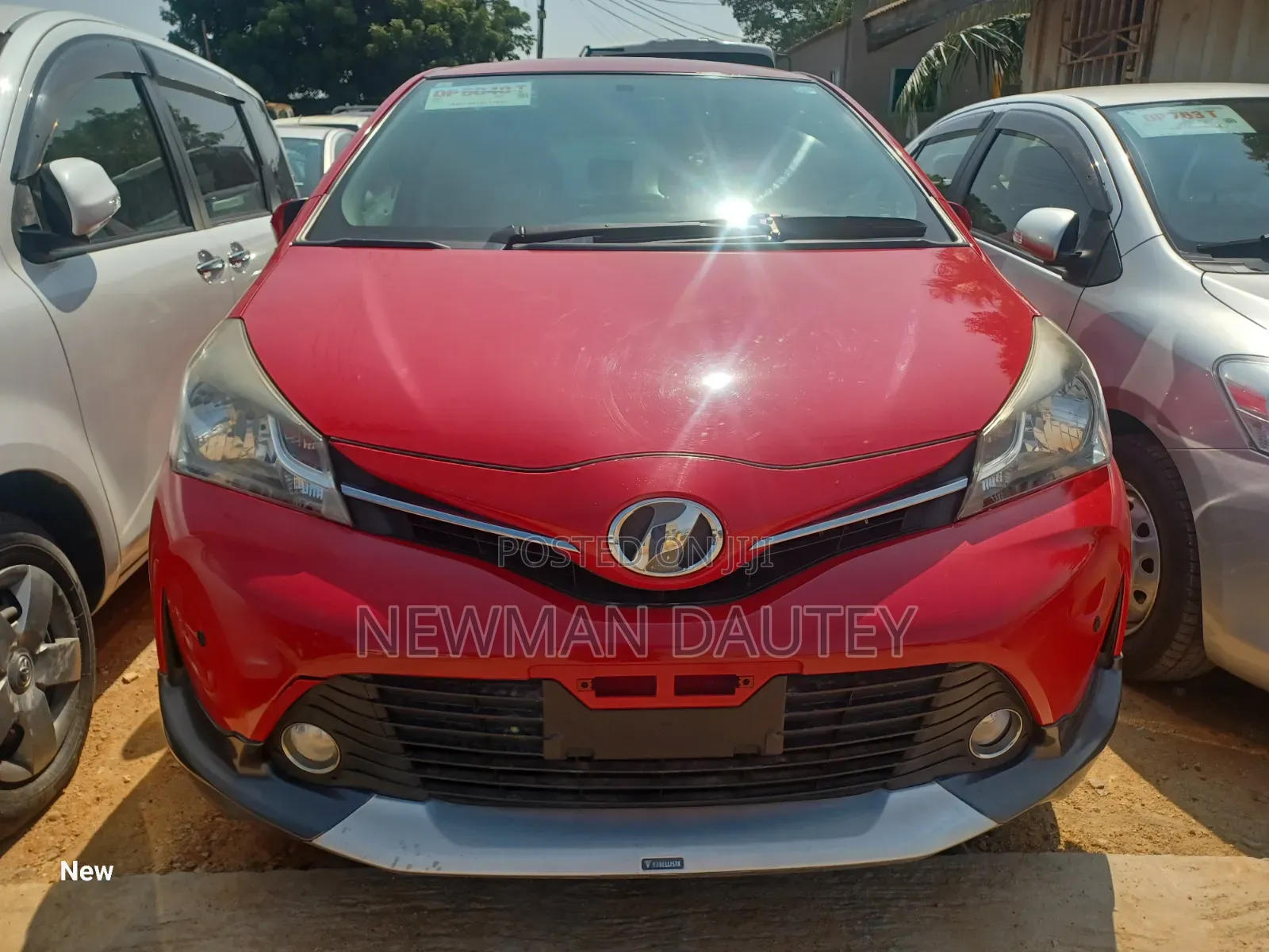 Toyota Vitz 2015 Red