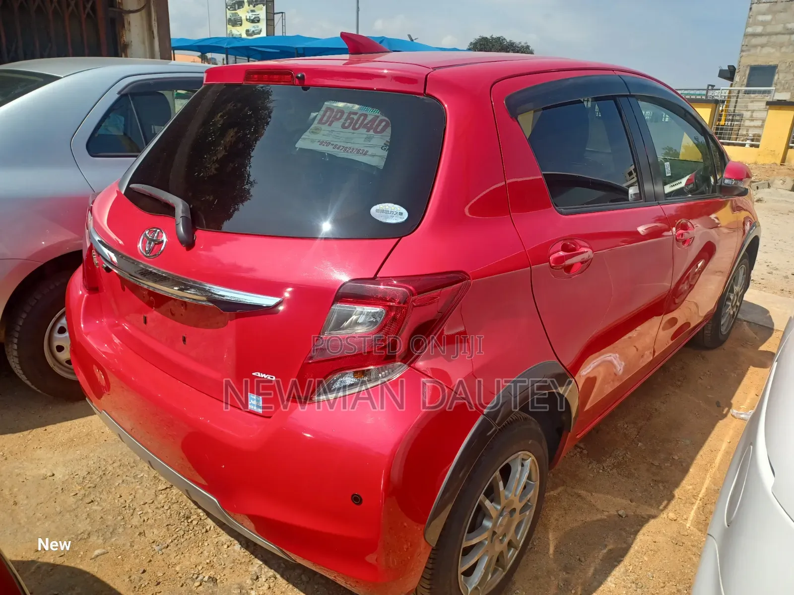 Toyota Vitz 2015 Red