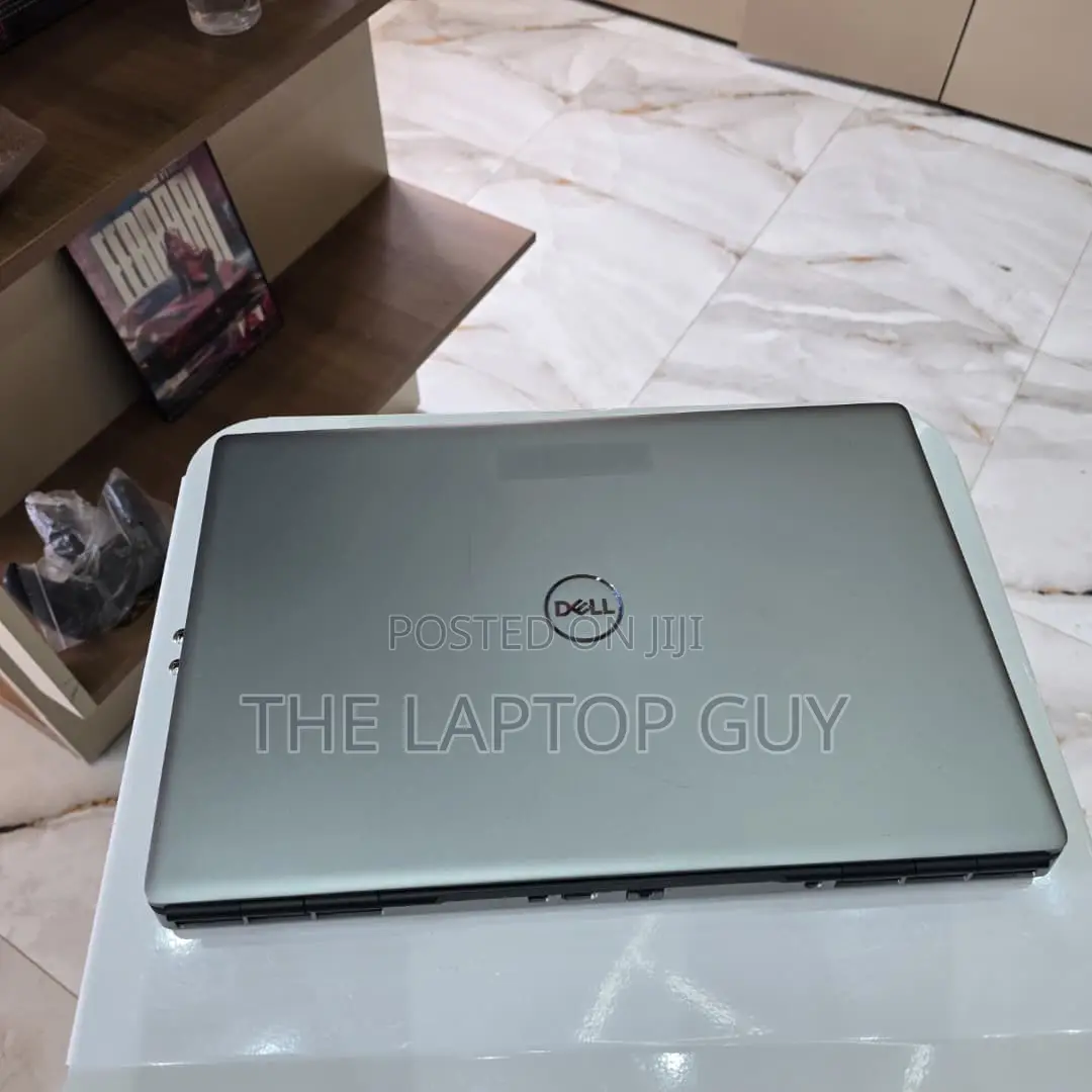 Laptop Dell Precision 7750 32GB Intel Core i7 SSD 512GB