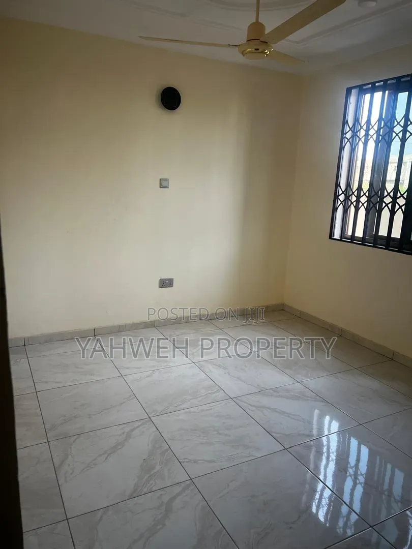 4bdrm Duplex in Borteyman, Spintex for rent