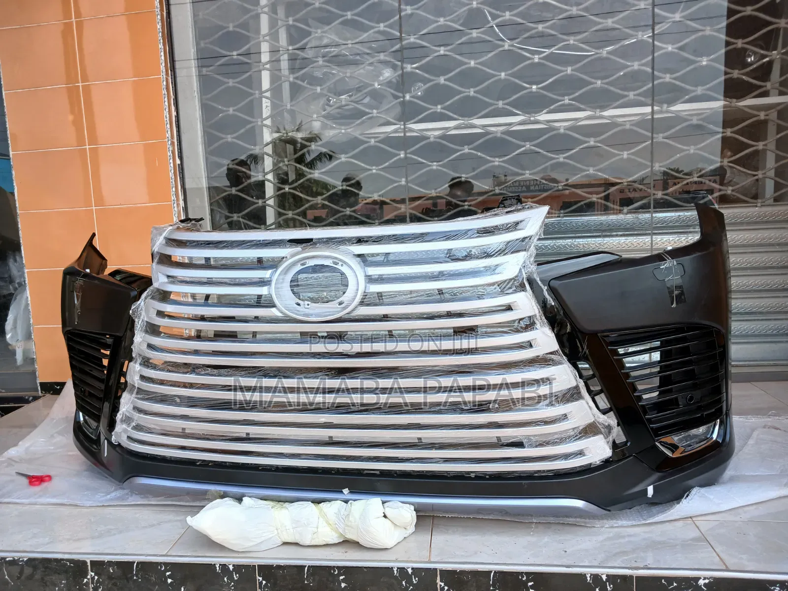 Lx600 Front Bumper