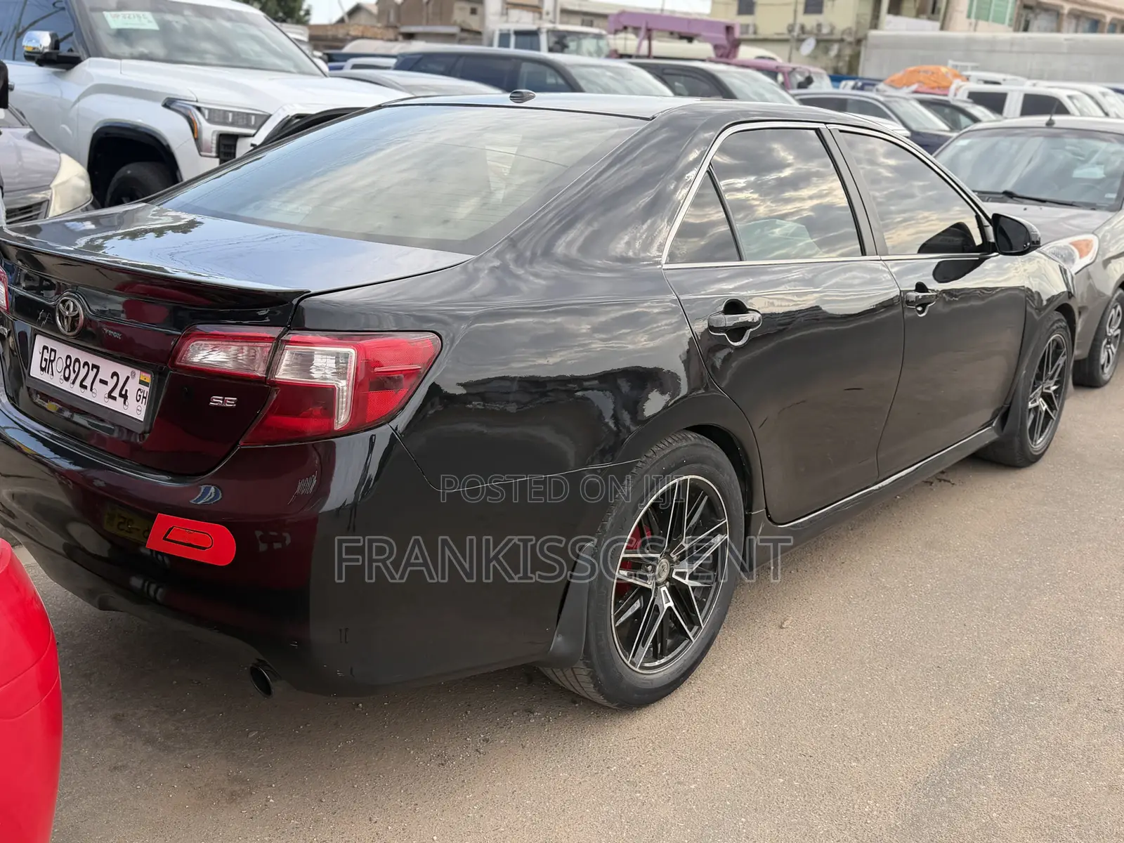 Toyota Camry SE 4dr Sedan (2.5L 4cyl 6A) 2013 Black