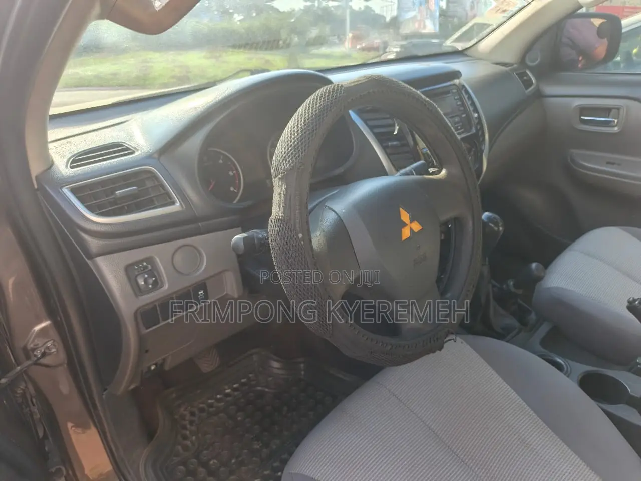 Mitsubishi L200 2016 White