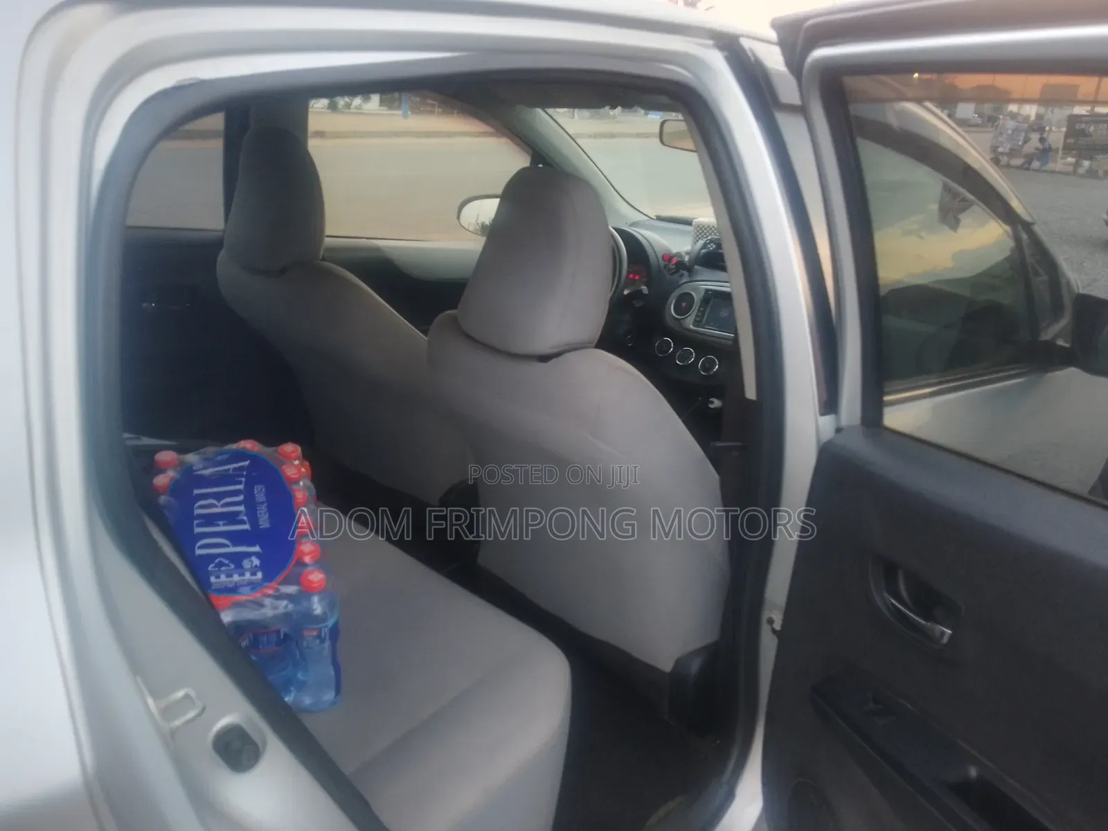 Toyota Vitz 2012 Silver
