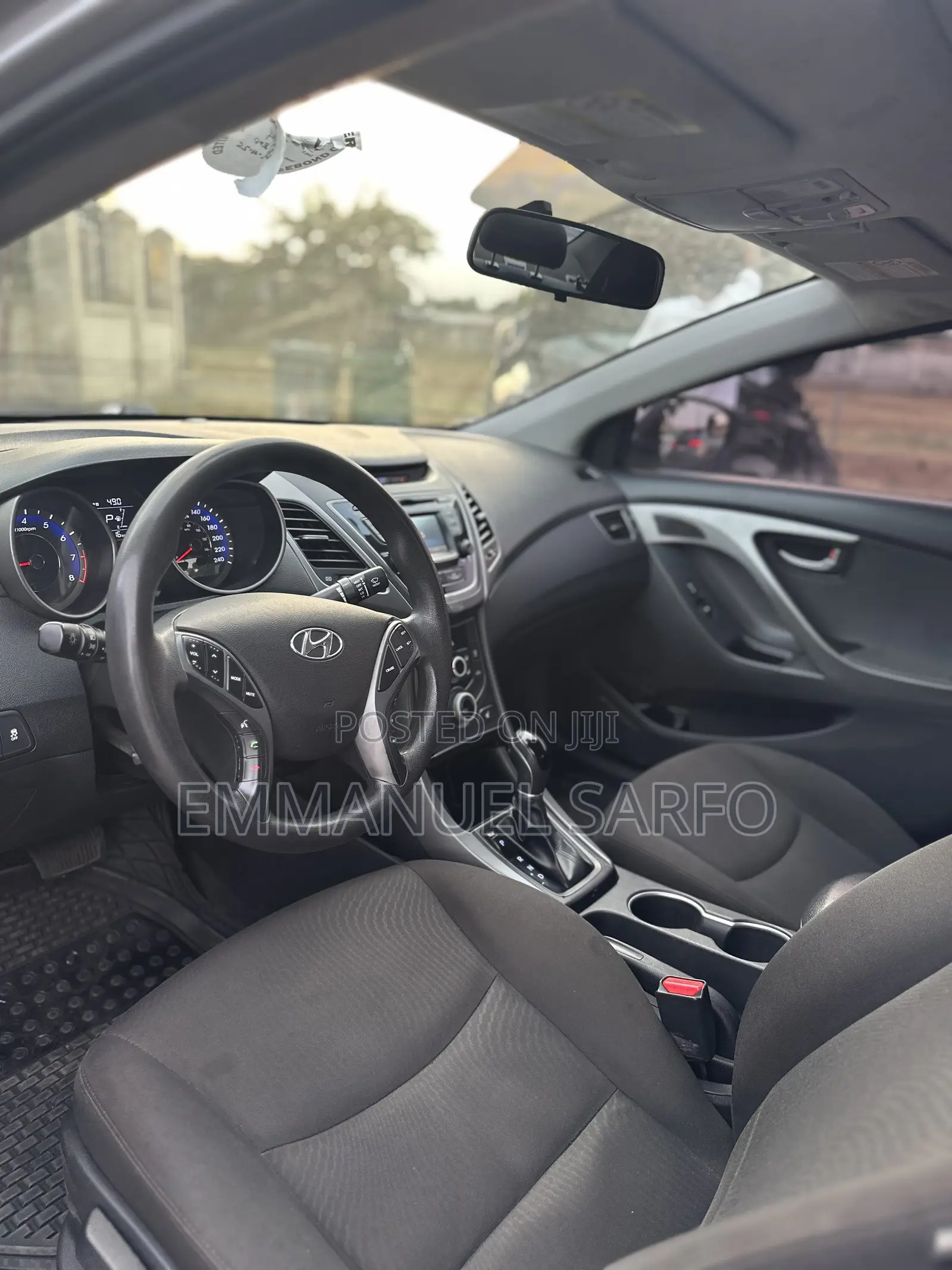 Hyundai Elantra Limited 4dr Sedan (1.8L 4cyl 6A) 2015 Gray