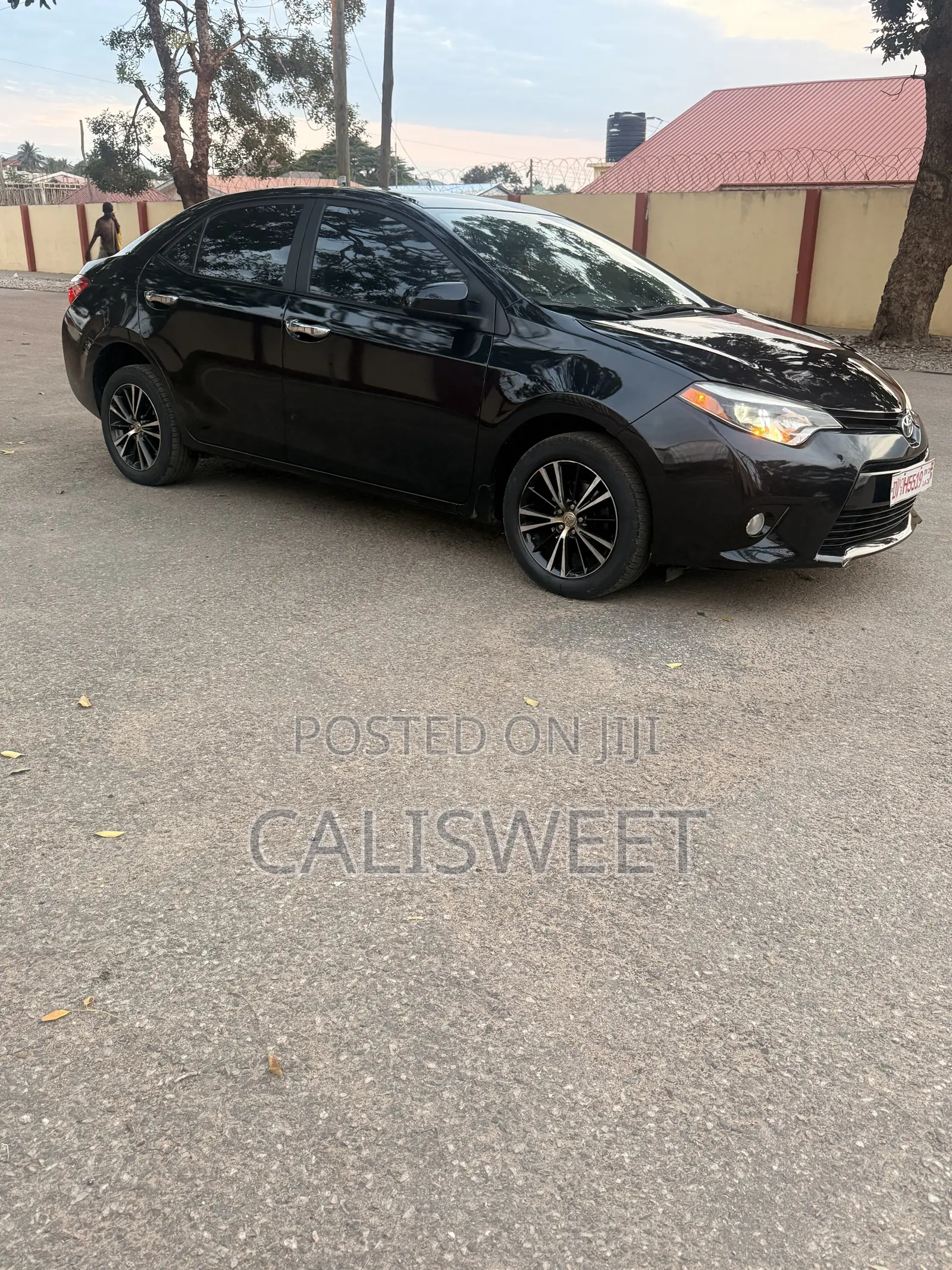 Toyota Corolla LE Eco Plus 4dr Sedan (1.8L 4cyl CVT) 2016 Black