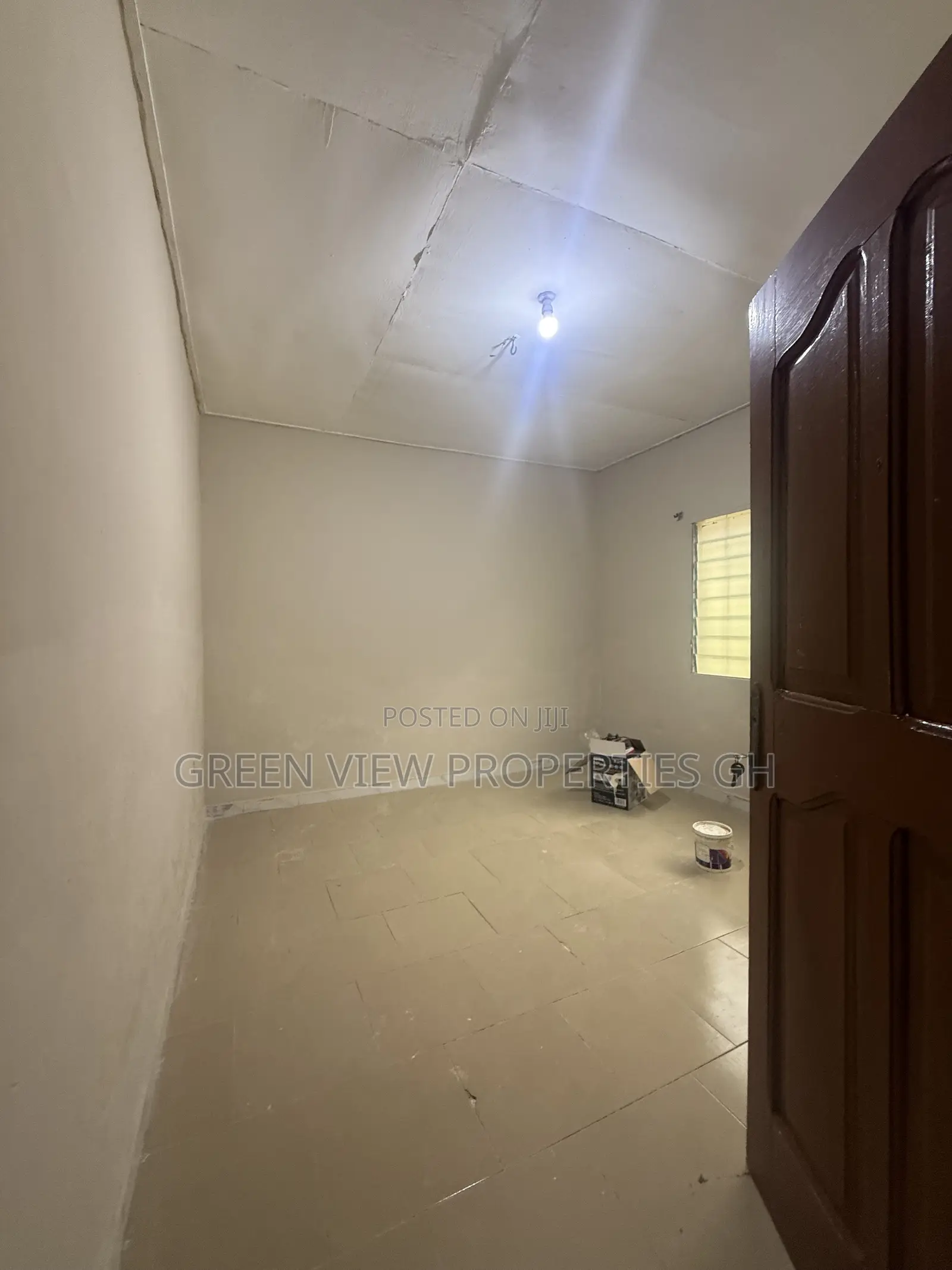 1bdrm Room & Parlour in West Hills Mall Area for sale