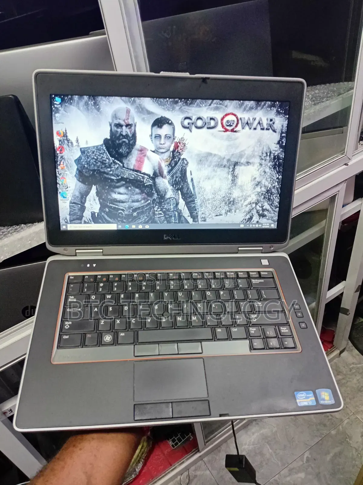 Laptop Dell Latitude E6420 8GB Intel Core i7 HDD+SSD 320GB