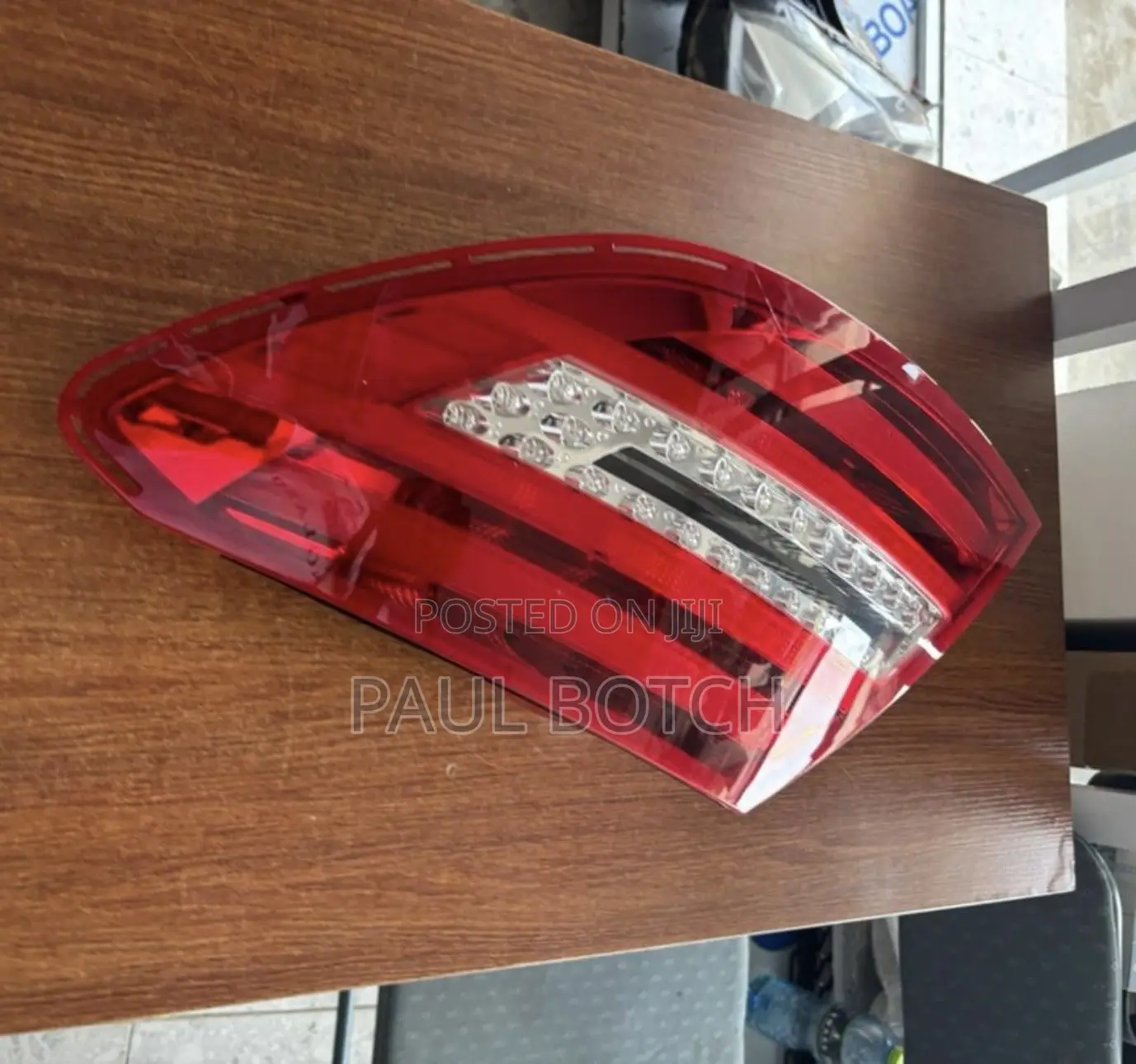 2011-2014 Mercedes-Benz C-Class Taillight