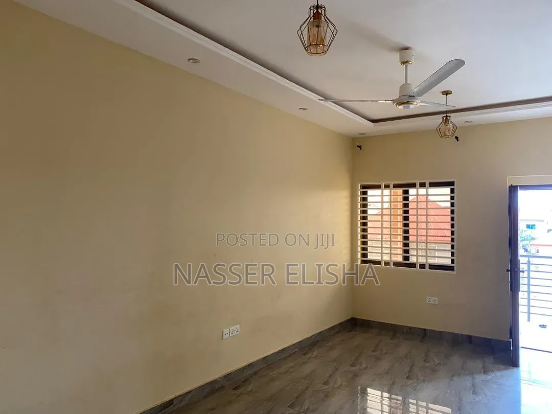 2bdrm Apartment in Opah, Sarpeiman, Amasaman for rent