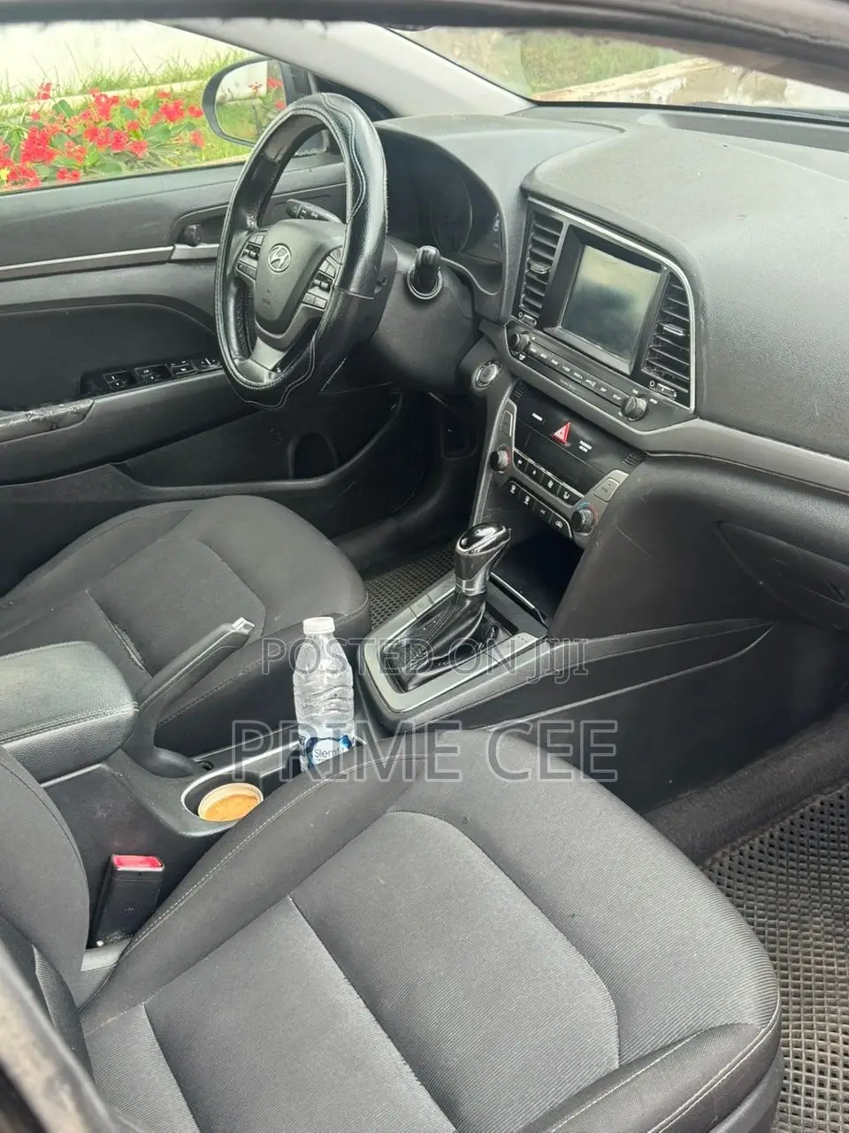 Hyundai Elantra 2017 Black
