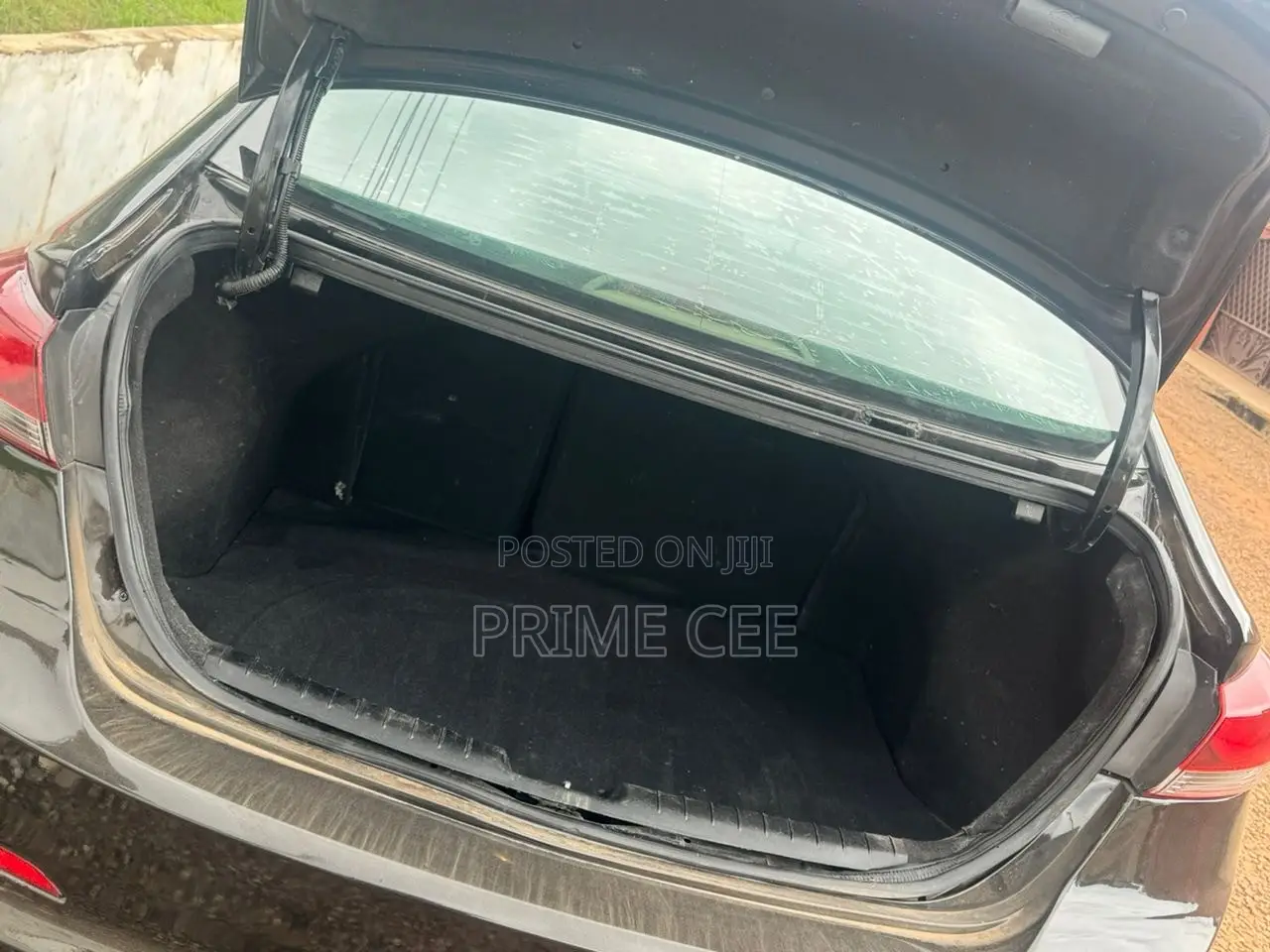 Hyundai Elantra 2017 Black