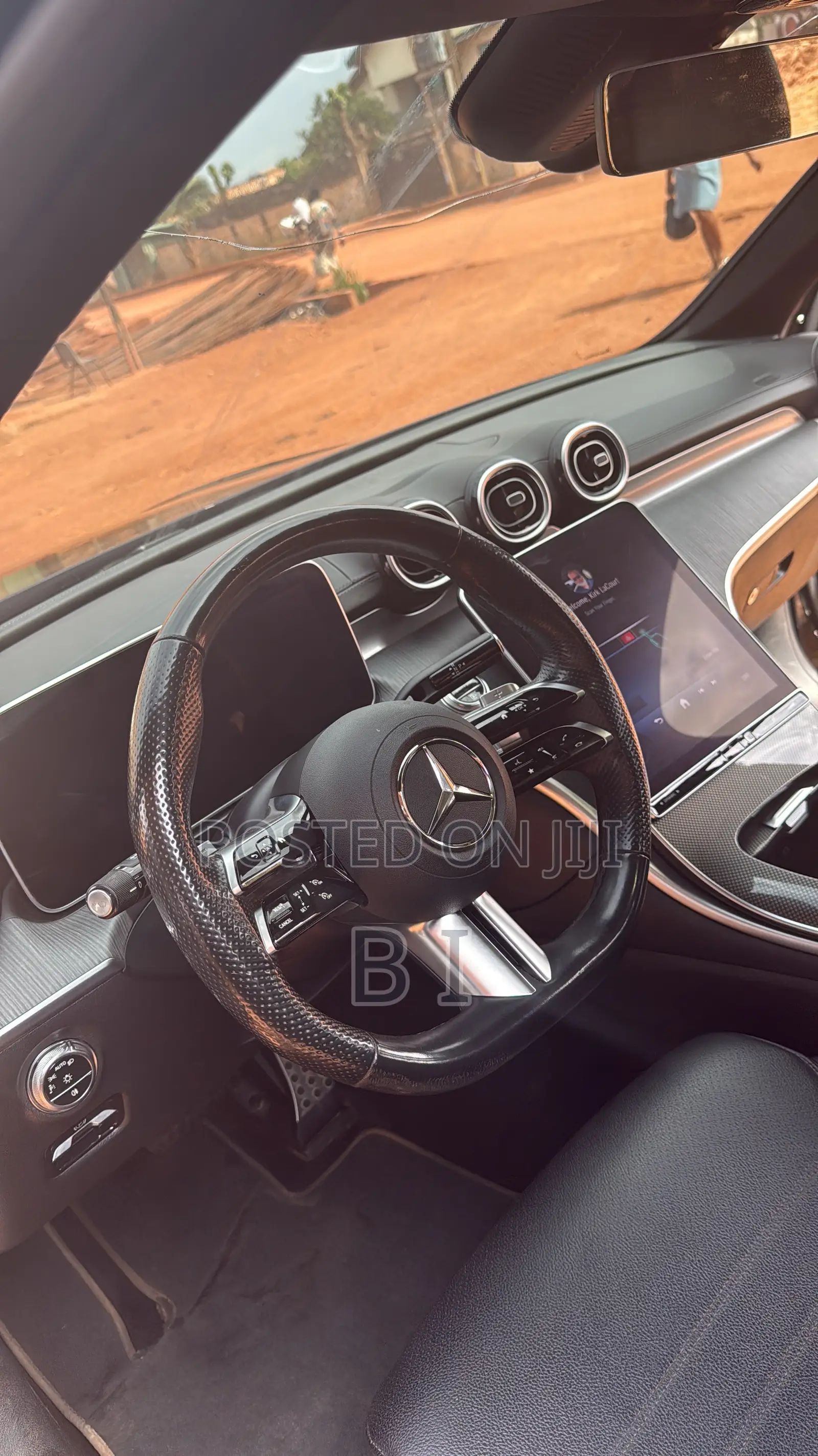 Mercedes-Benz C300 2023 Black