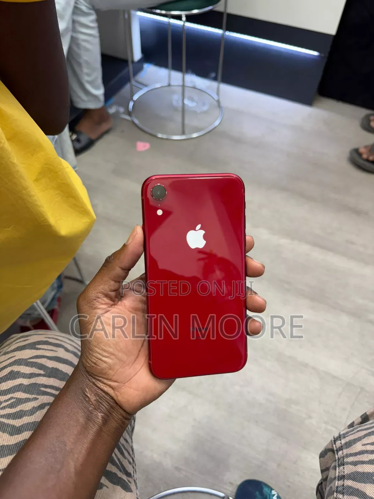 Apple iPhone XR 64 GB Red