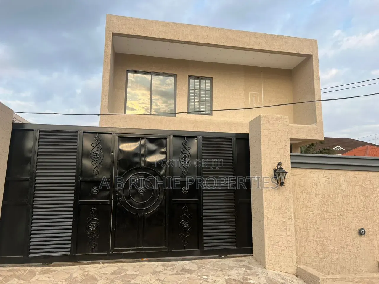 3bdrm House in Ab Richie Properties, Amasaman for sale