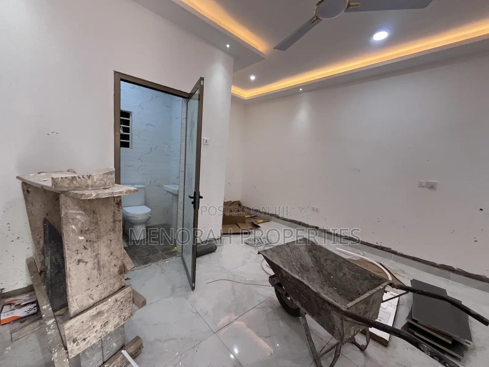 1bdrm Apartment in Adenta Amrahia for rent