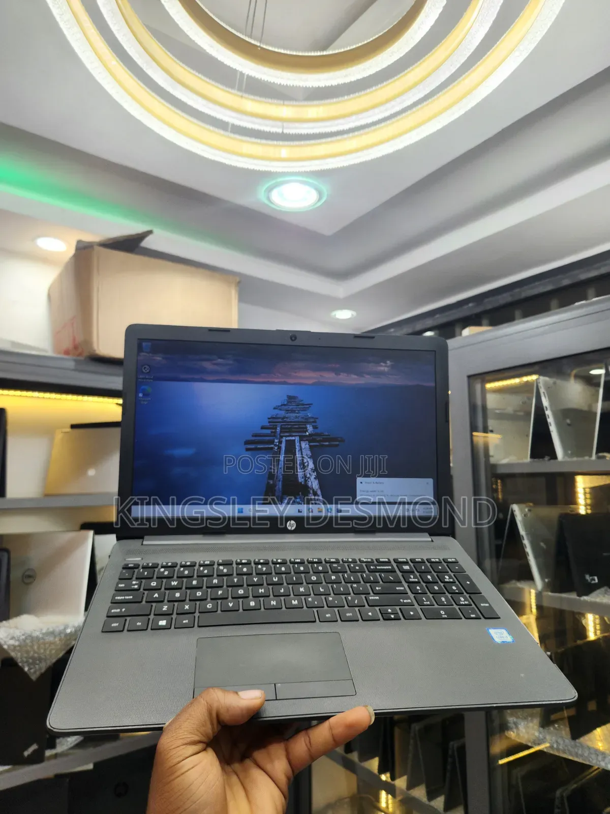 Laptop HP 250 G7 4GB Intel Core i3 SSD 128GB