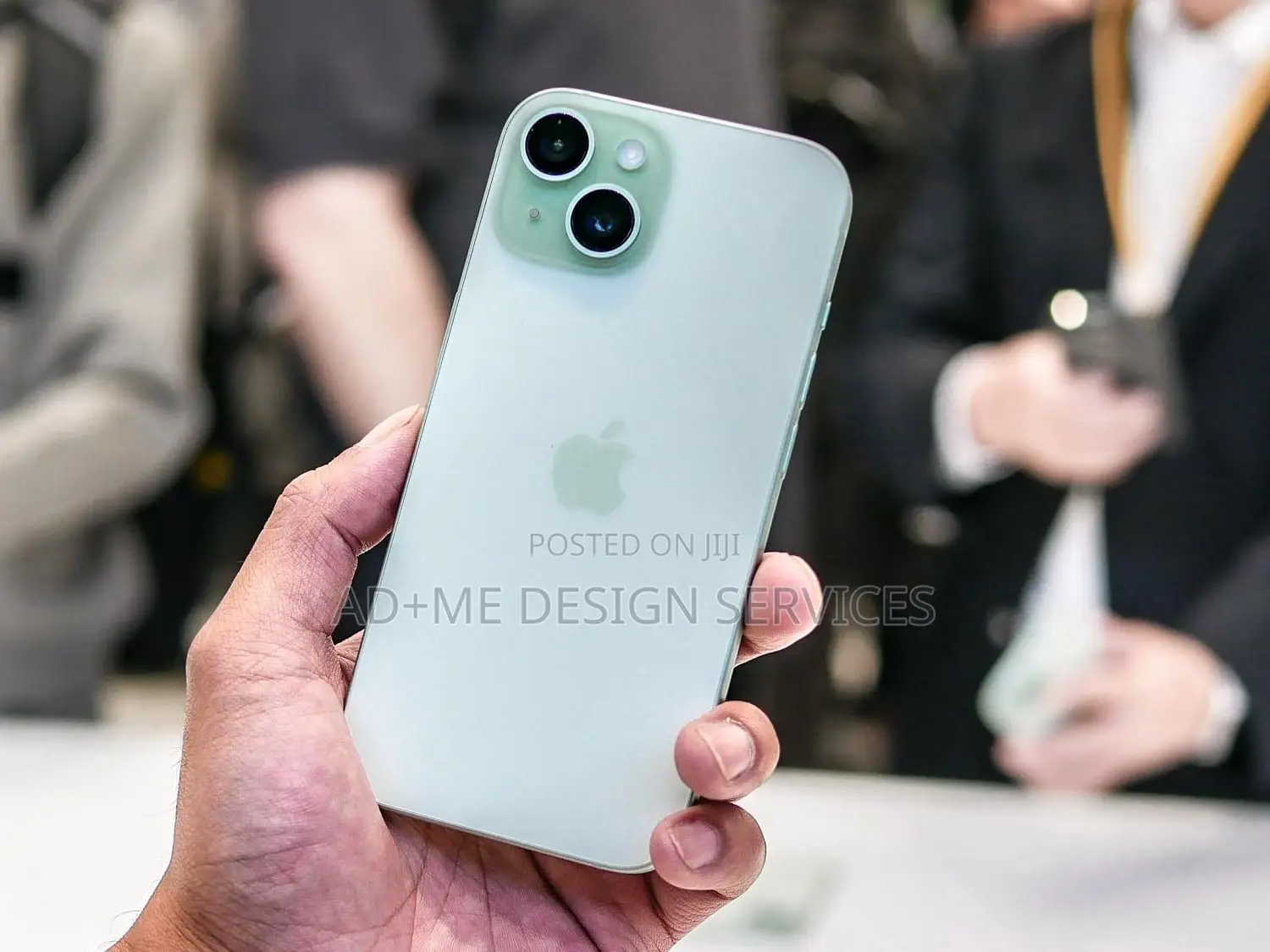 New Apple iPhone 15 256 GB Green