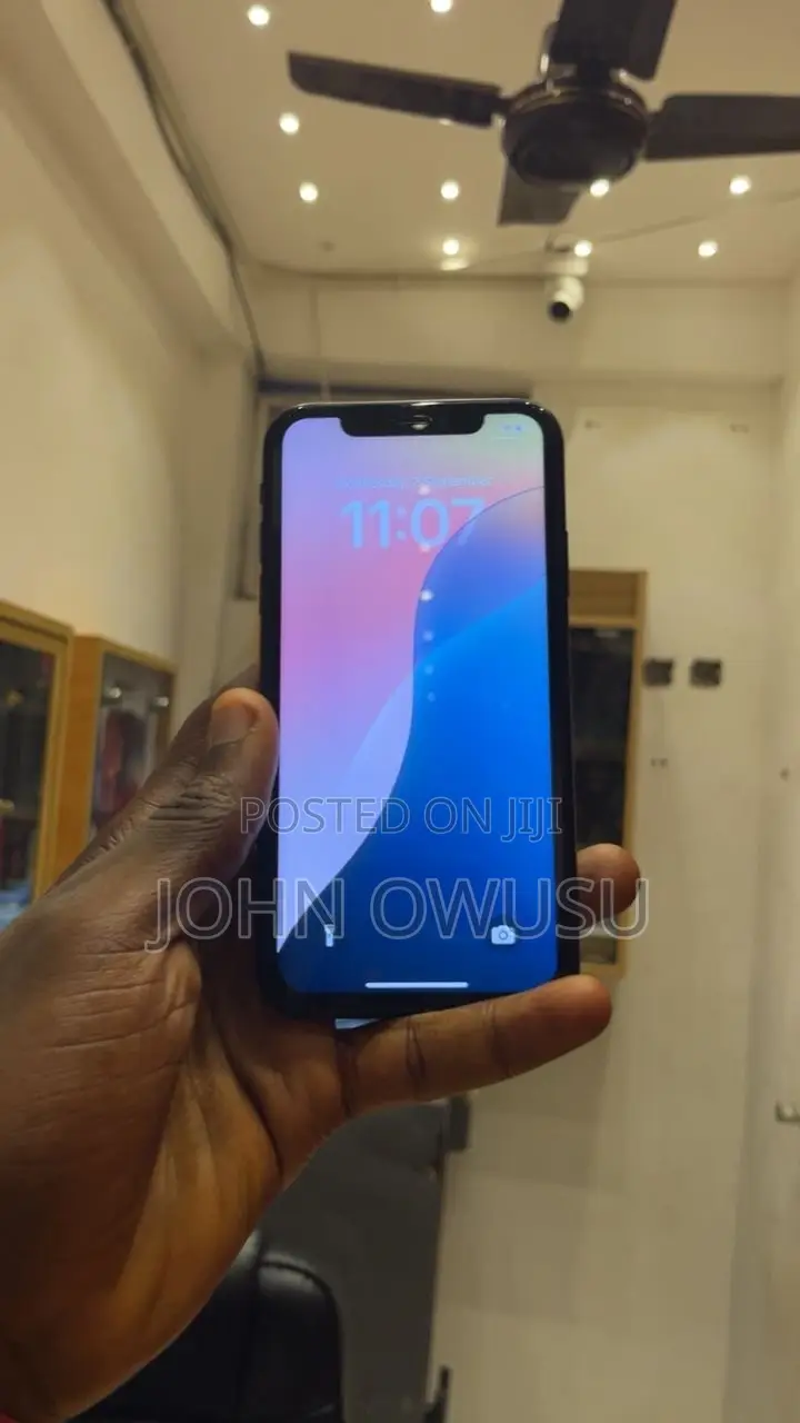Apple iPhone XR 64 GB Red