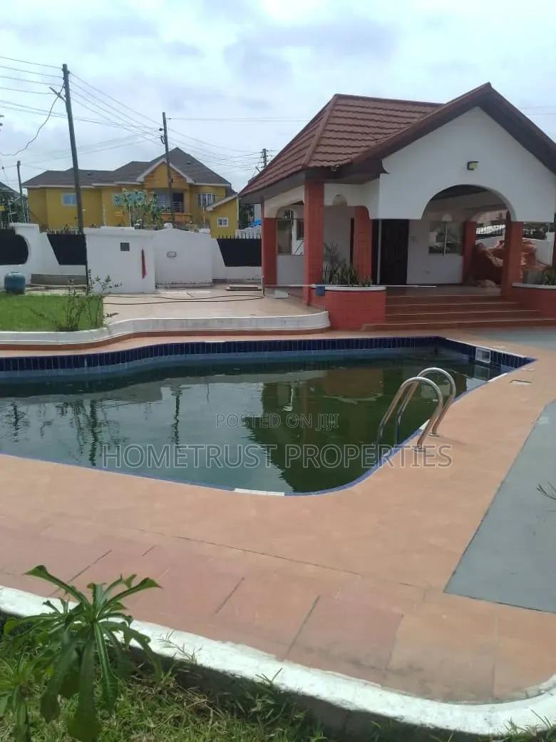 5bdrm Duplex in East Legon Trassaco, Boundary Road Area for rent