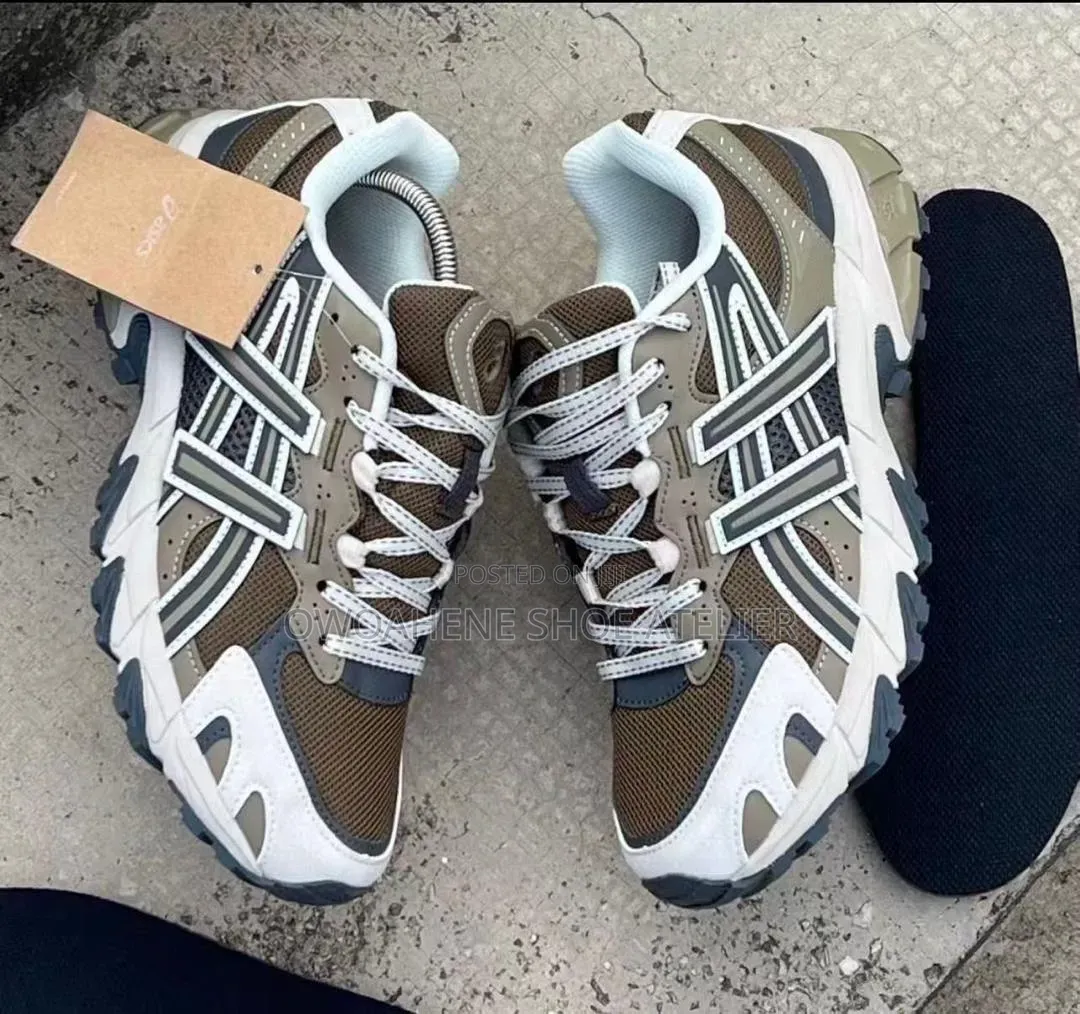 ASICS GEL-Sonoma TR62 in the Clay Canyon/Obsidian Grey C