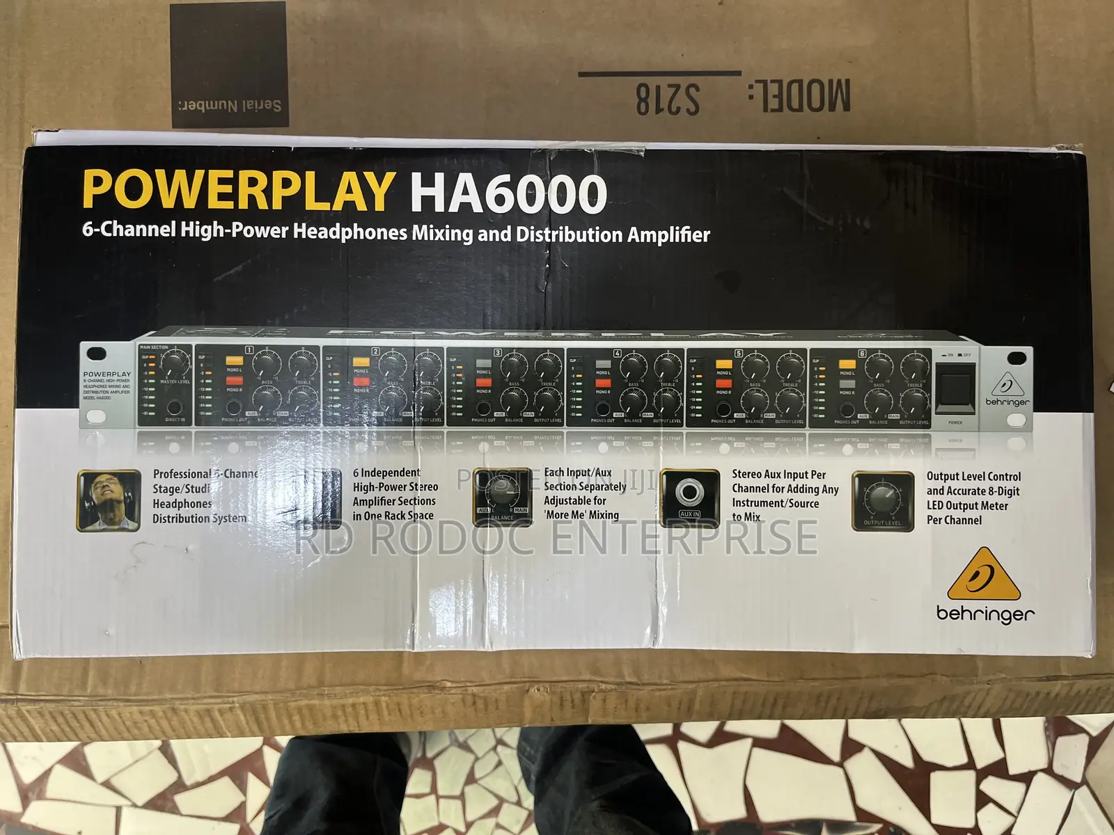 Behringer Powerplay HA6000 Headphones Amplifier/Distributor