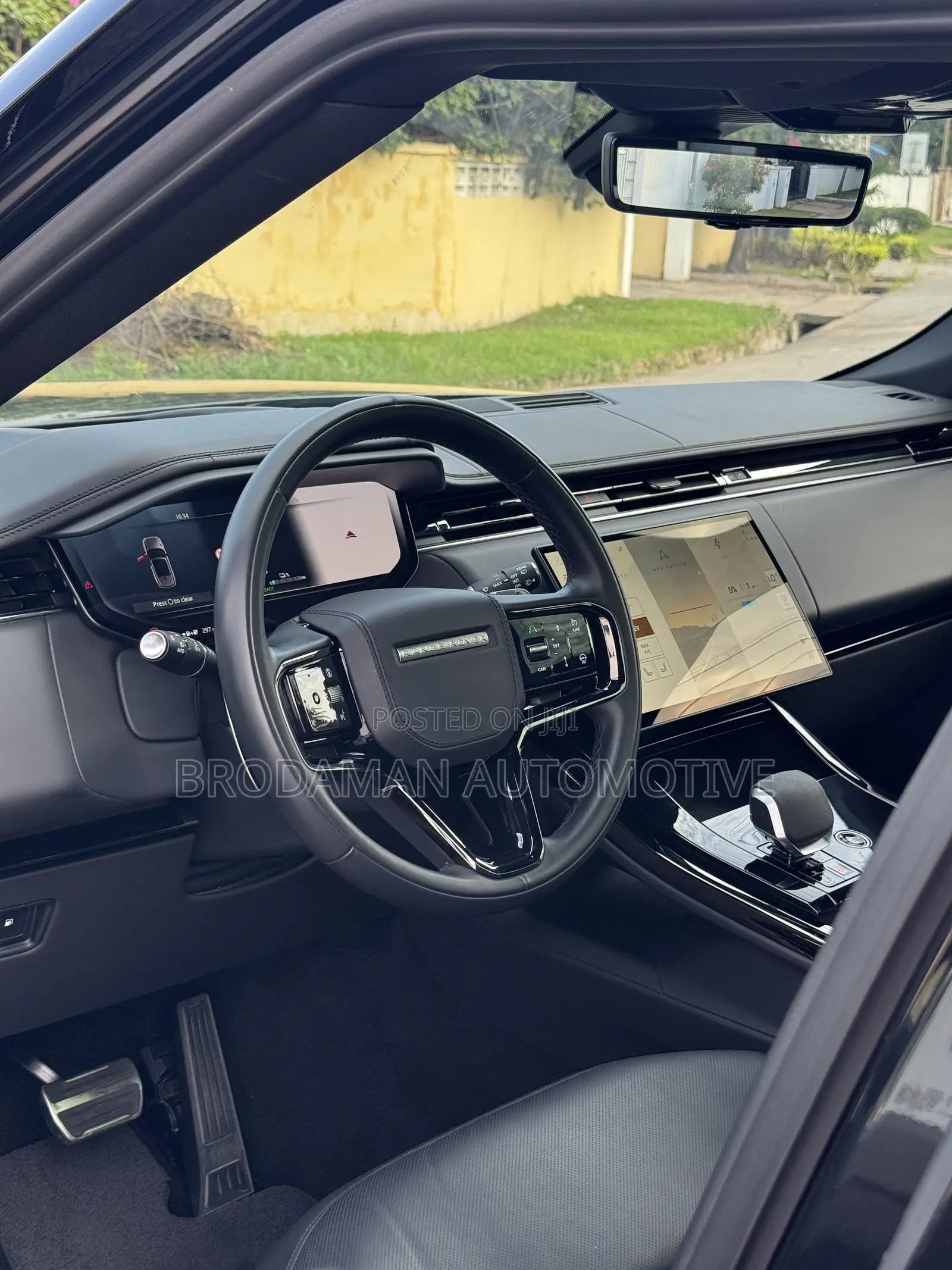 Land Rover Range Rover Sport P460 PHEV Dynamic SE 2025 Black