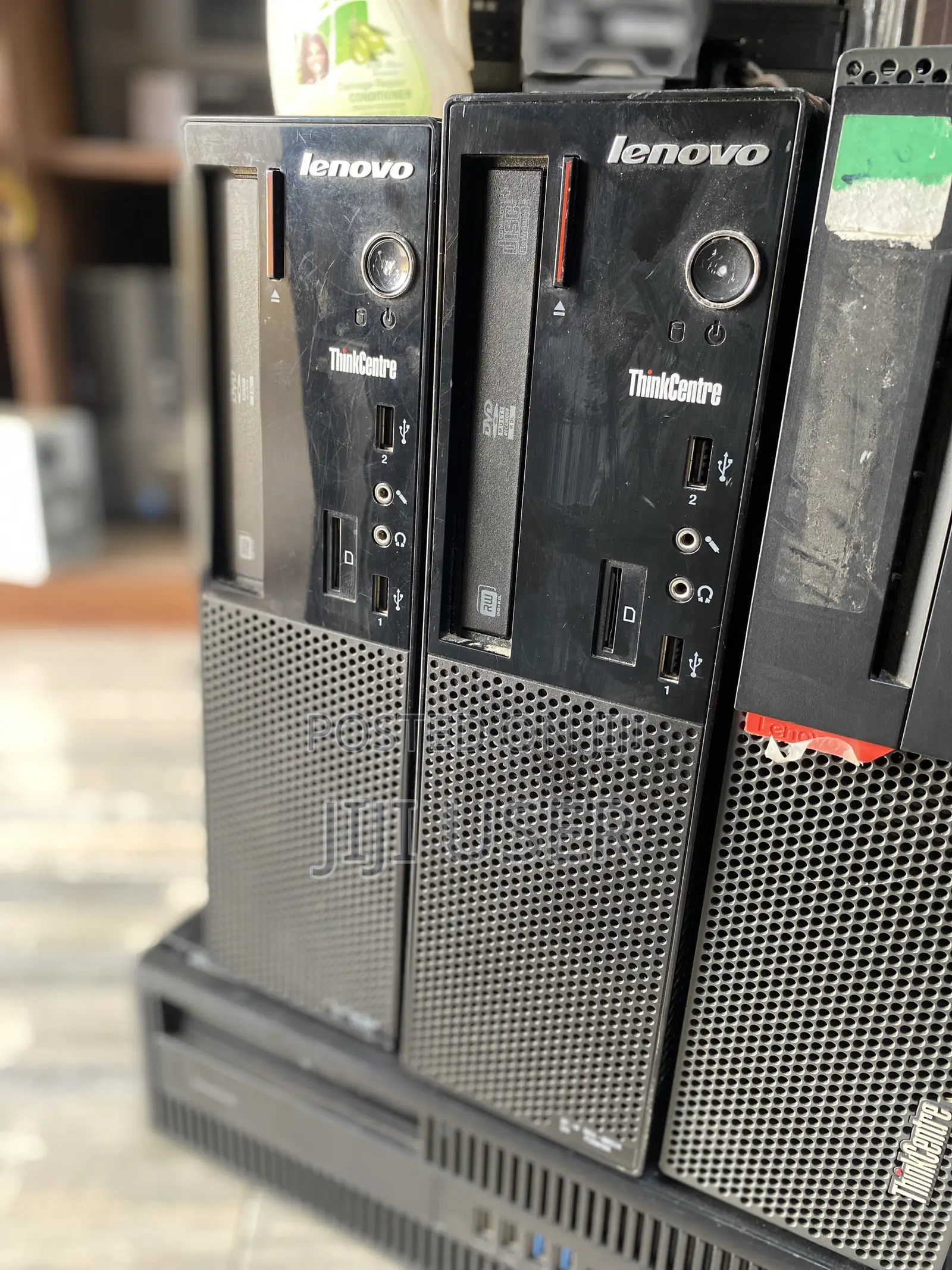 Desktop Computer Lenovo ideacentre 720 8GB Intel Core i5 HDD 500GB