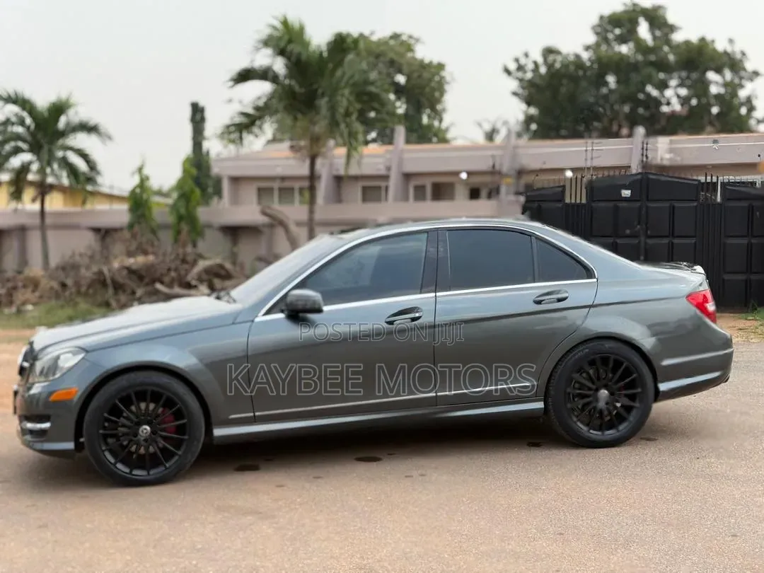 Mercedes-Benz C250 2014 Silver