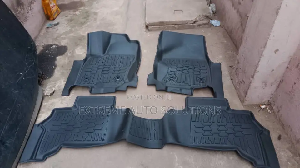 Toyota Tacoma 2017 Floor Mat