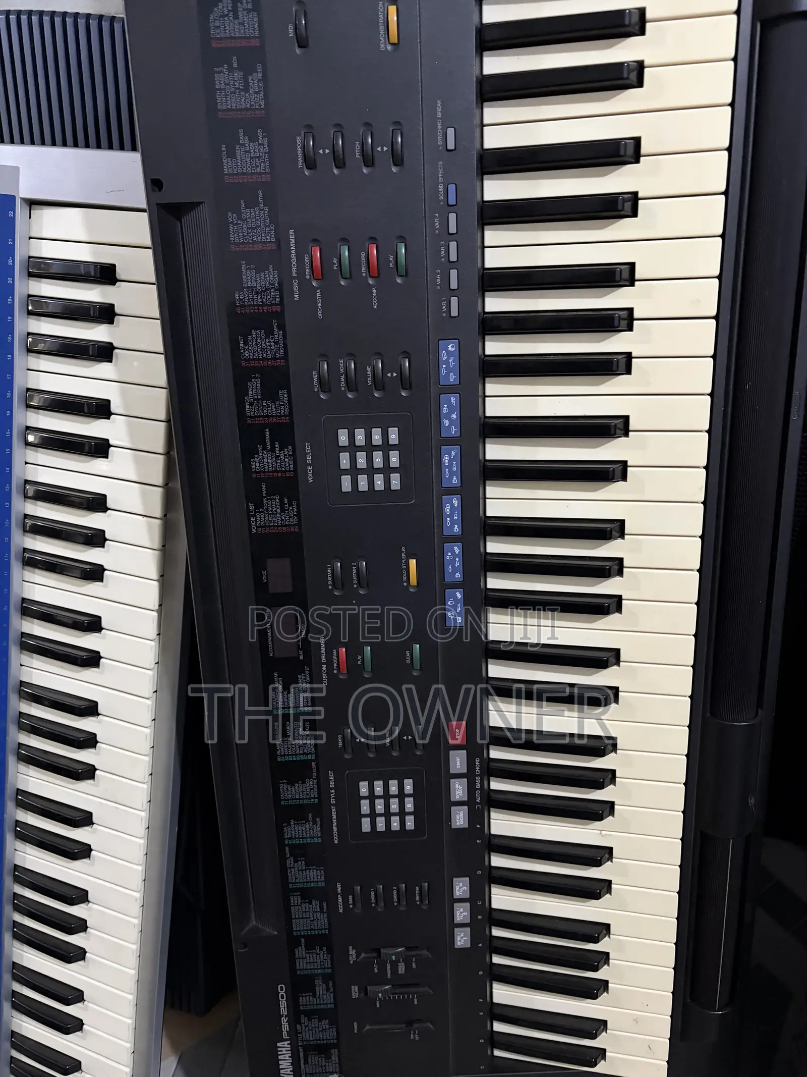 Yamaha PSR 2500