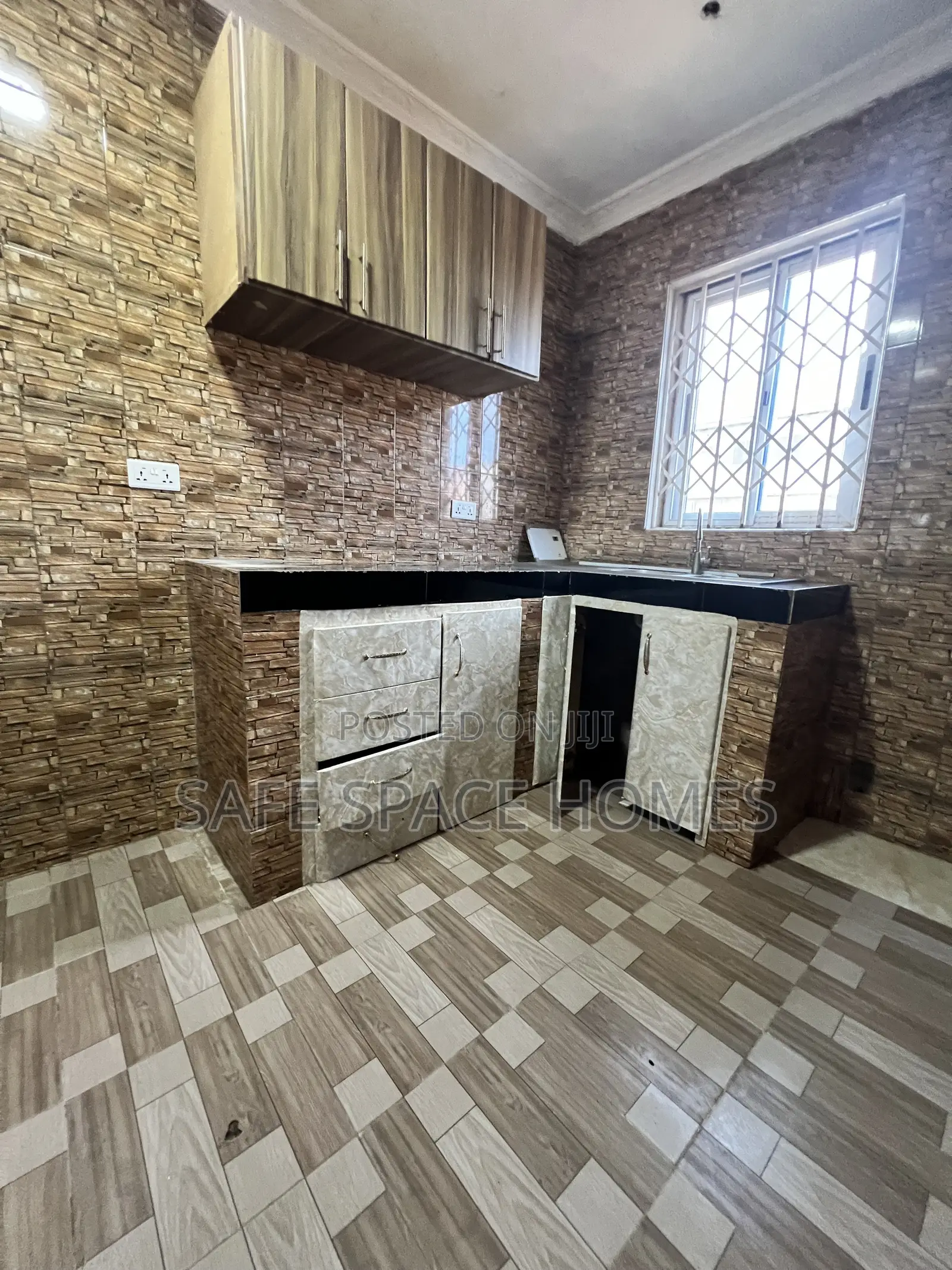 1bdrm Apartment in Tseaddo for rent