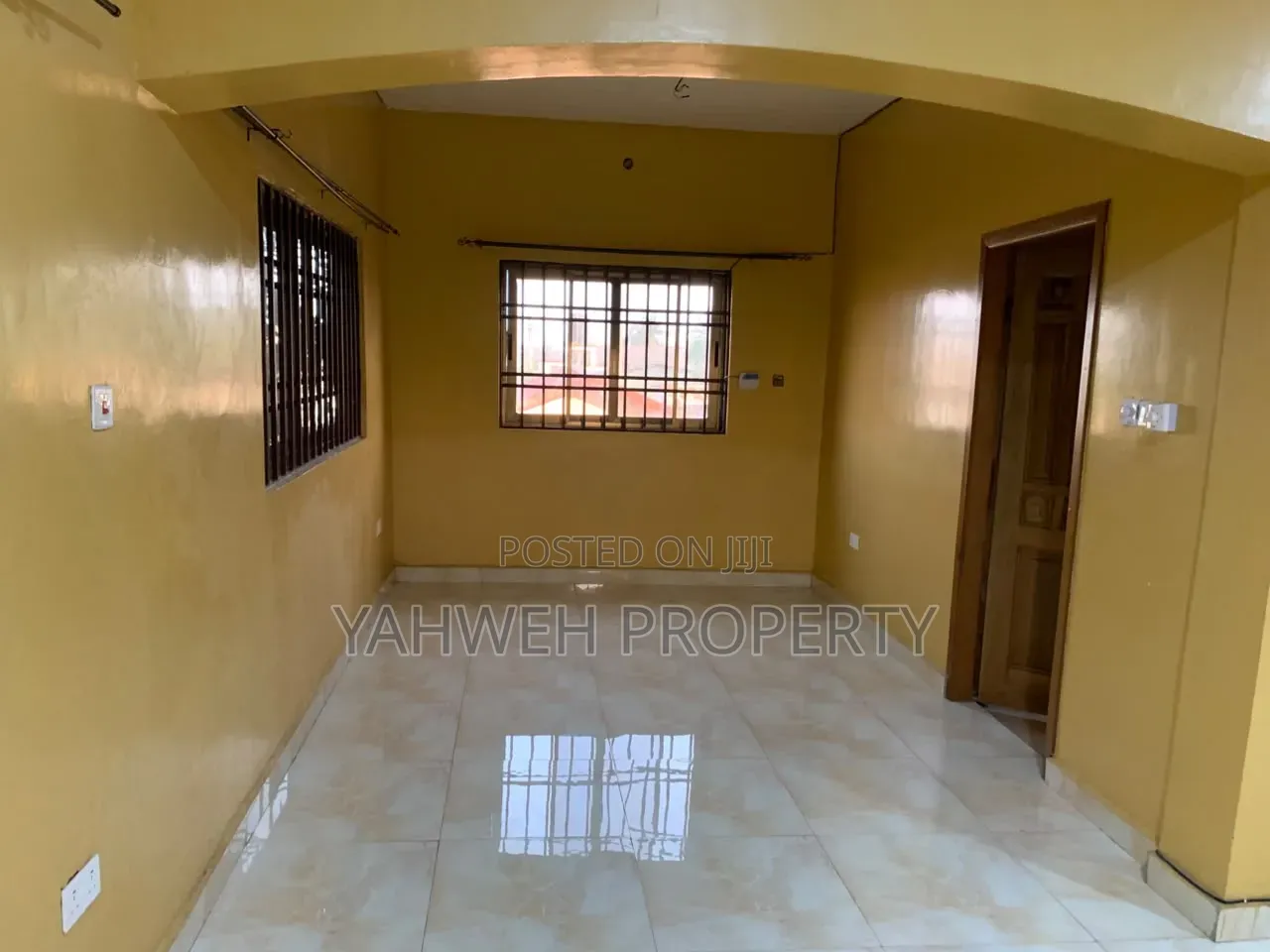 4bdrm Apartment in Teshie Ultimate, First Junction for rent