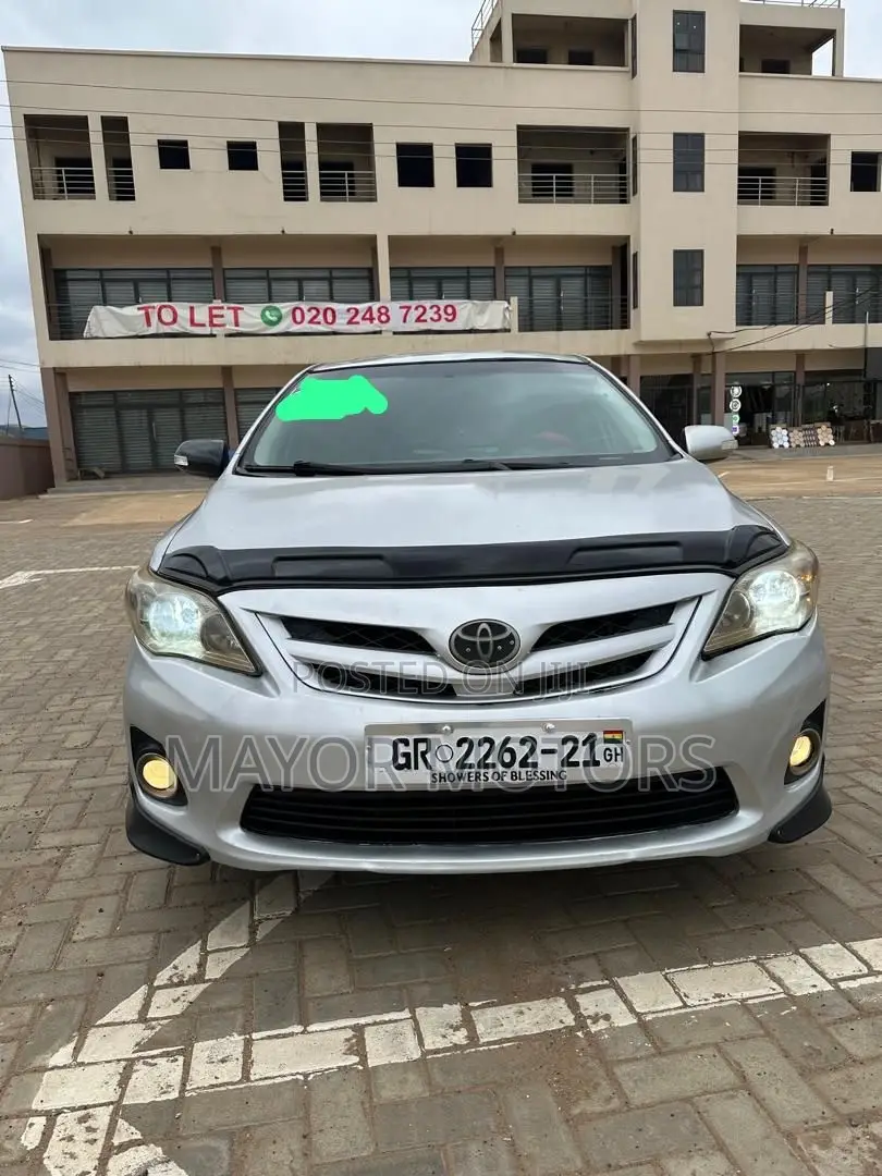 Toyota Corolla S 4dr Sedan (1.8L 4cyl 4A) 2013 Silver
