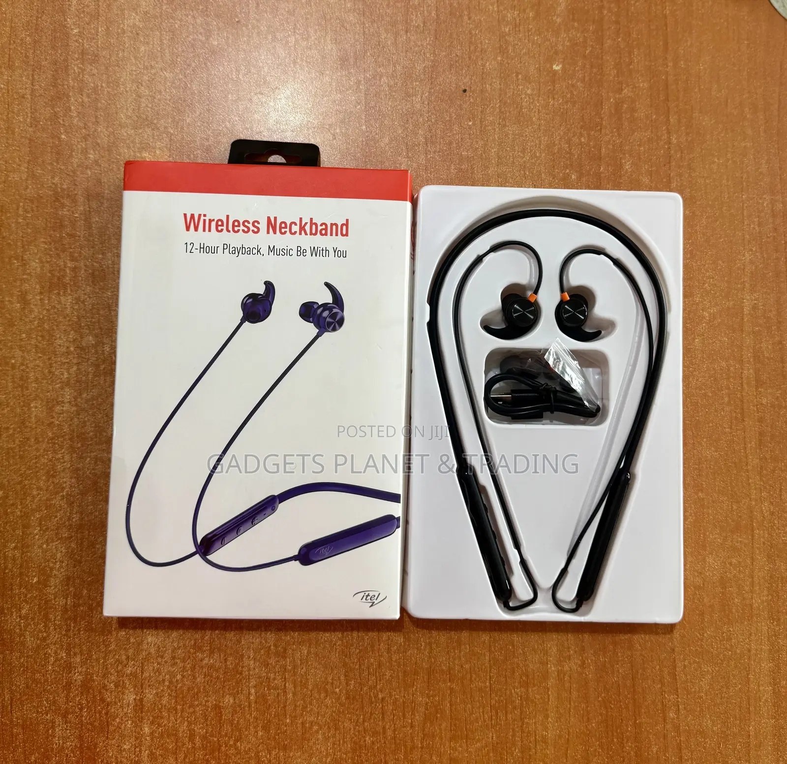 Itel Wireless Neckband Bluetooth Player With 12hrs Playback Time