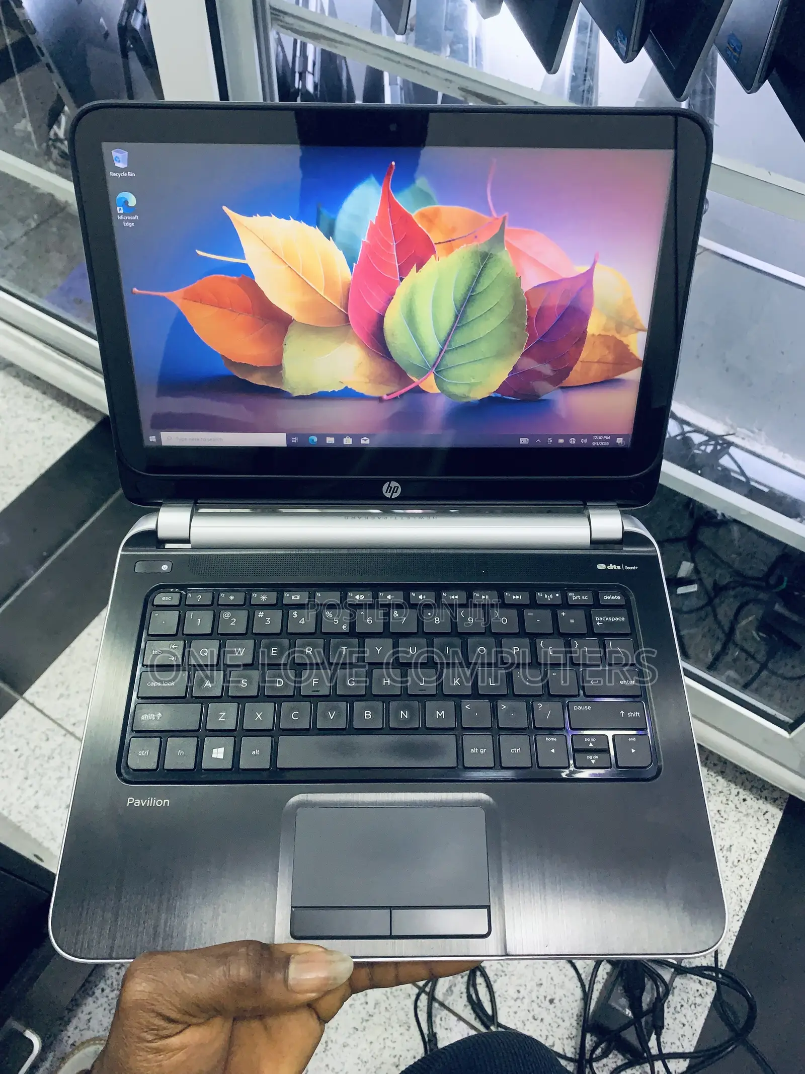 Laptop HP Pavilion 11 8GB AMD A4 SSD 160GB