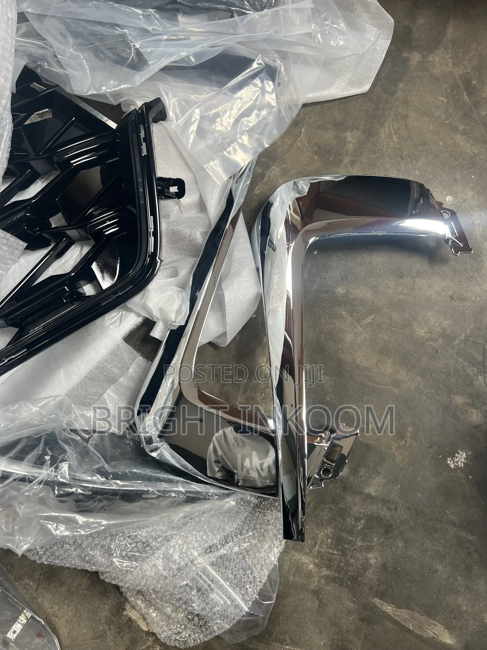 Mitsubishi Outlander 2016 2017 2018 Front Bumper Chrome