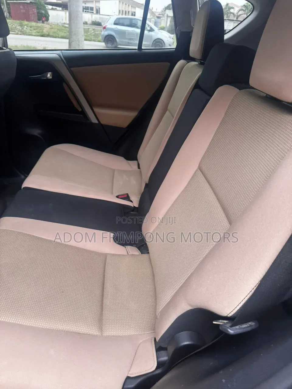 Toyota RAV4 2017
